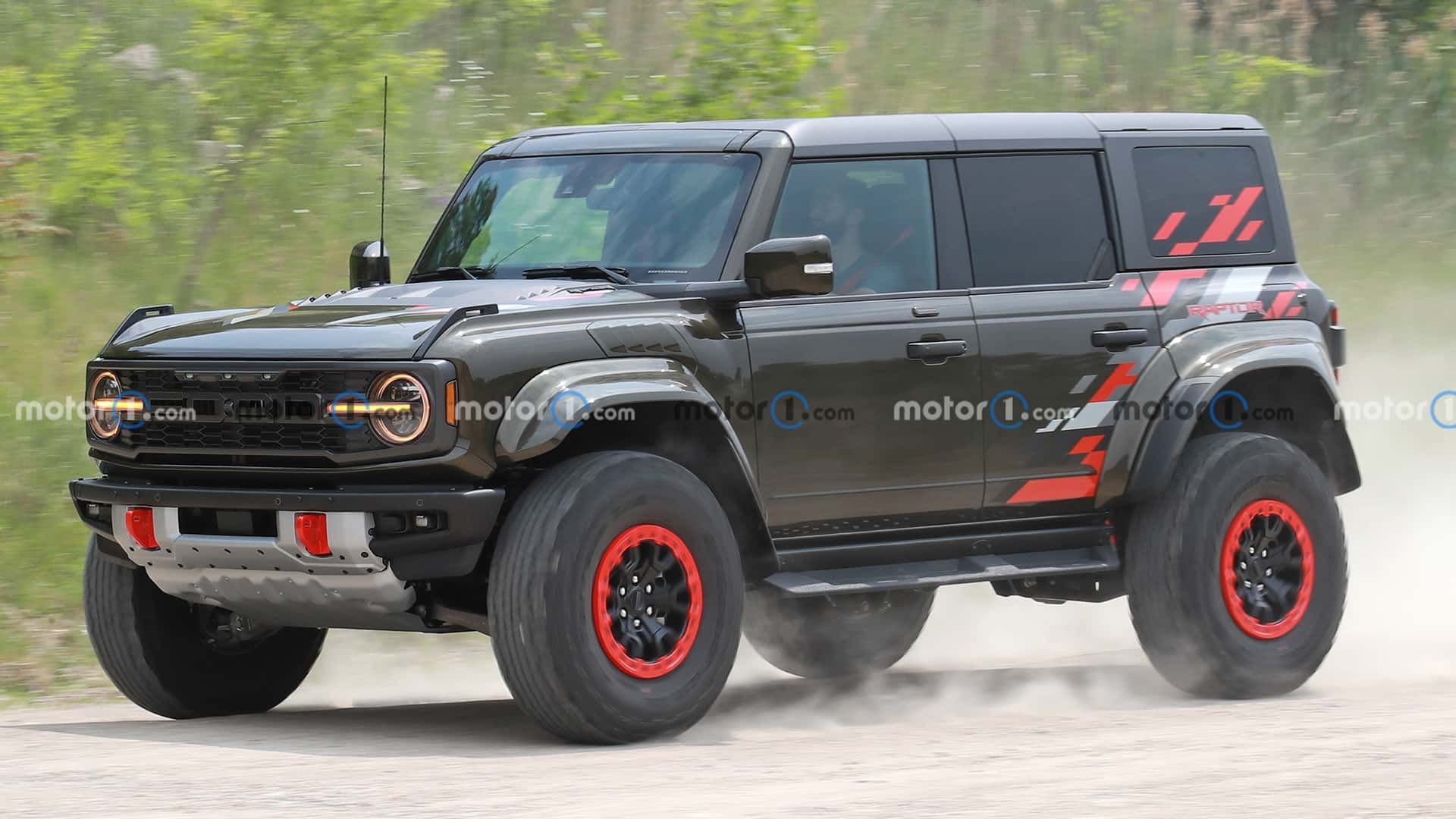 2024-ford-bronco-raptor-front-view