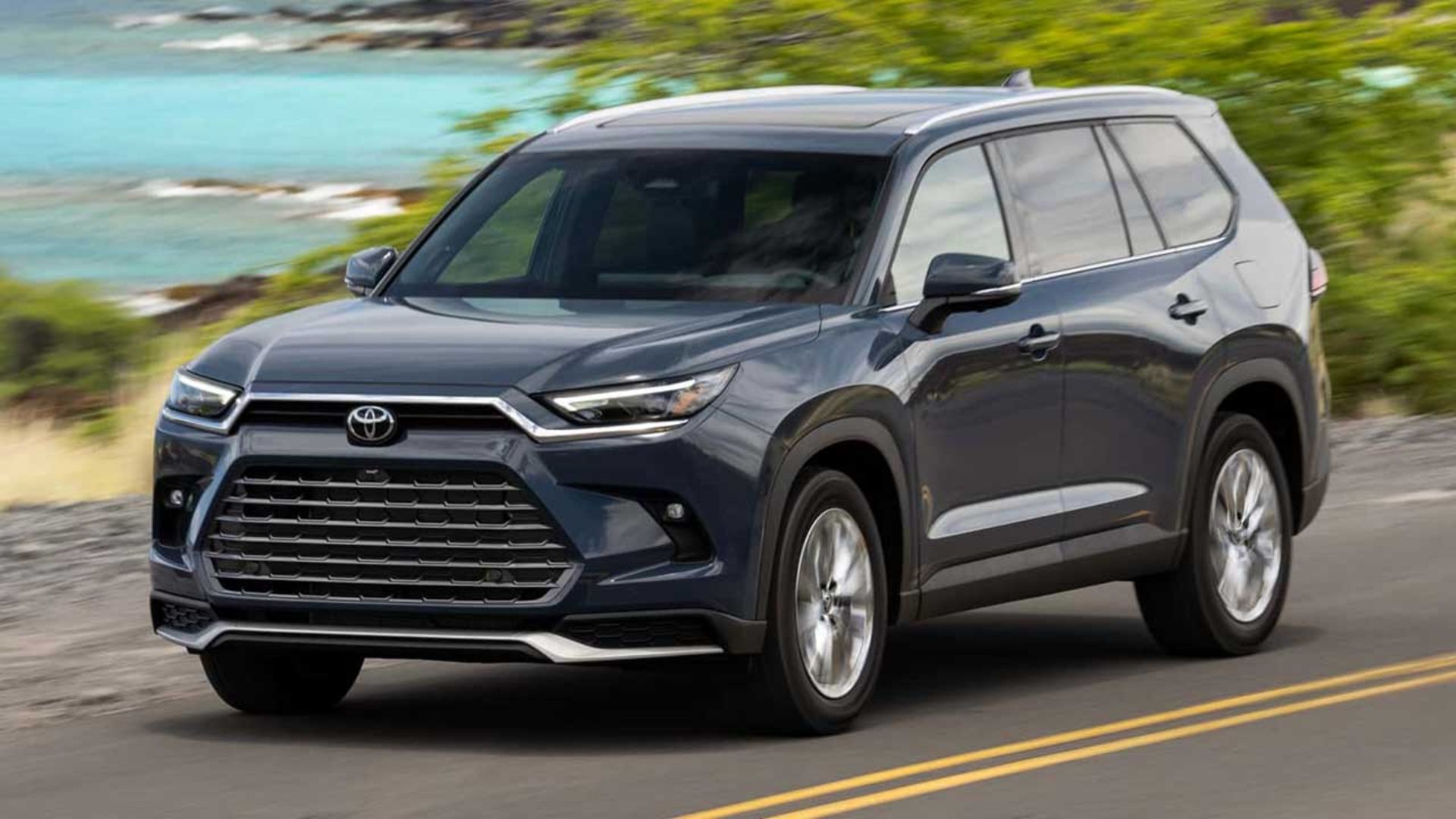 2024-toyota-grand-highlande