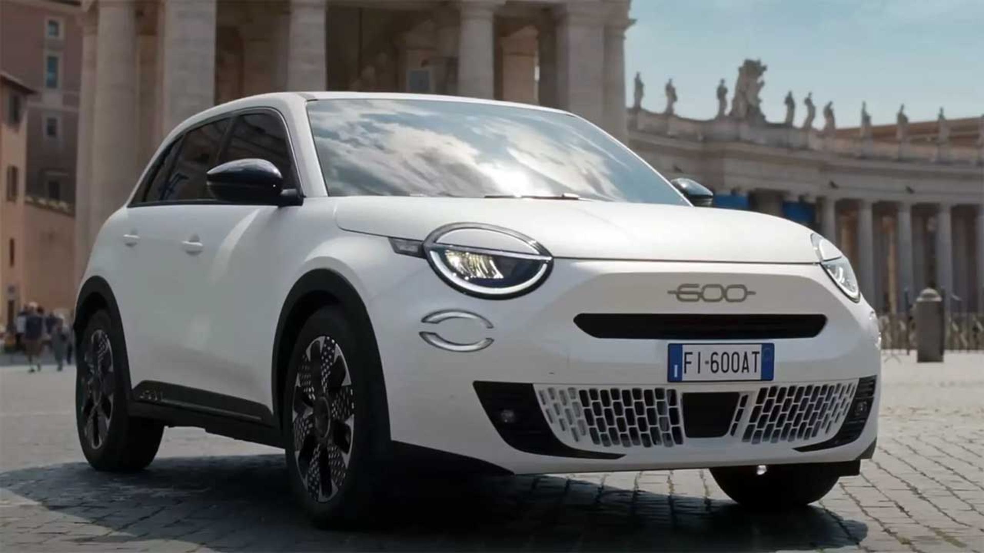Fiat-600e-1