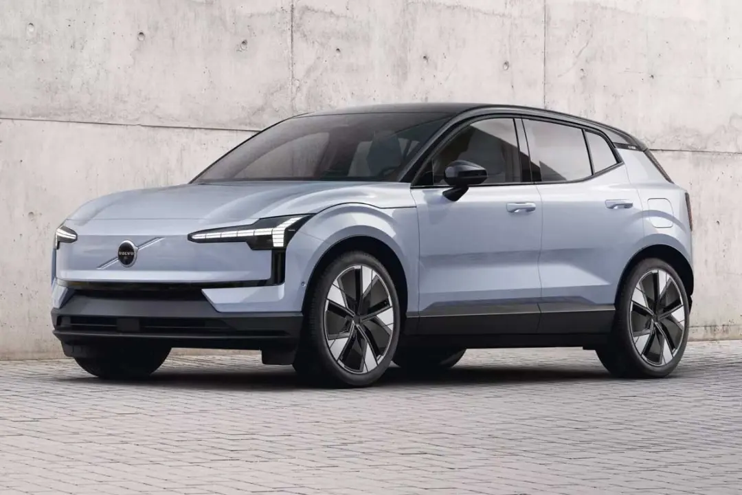 Volvo-EX30-4