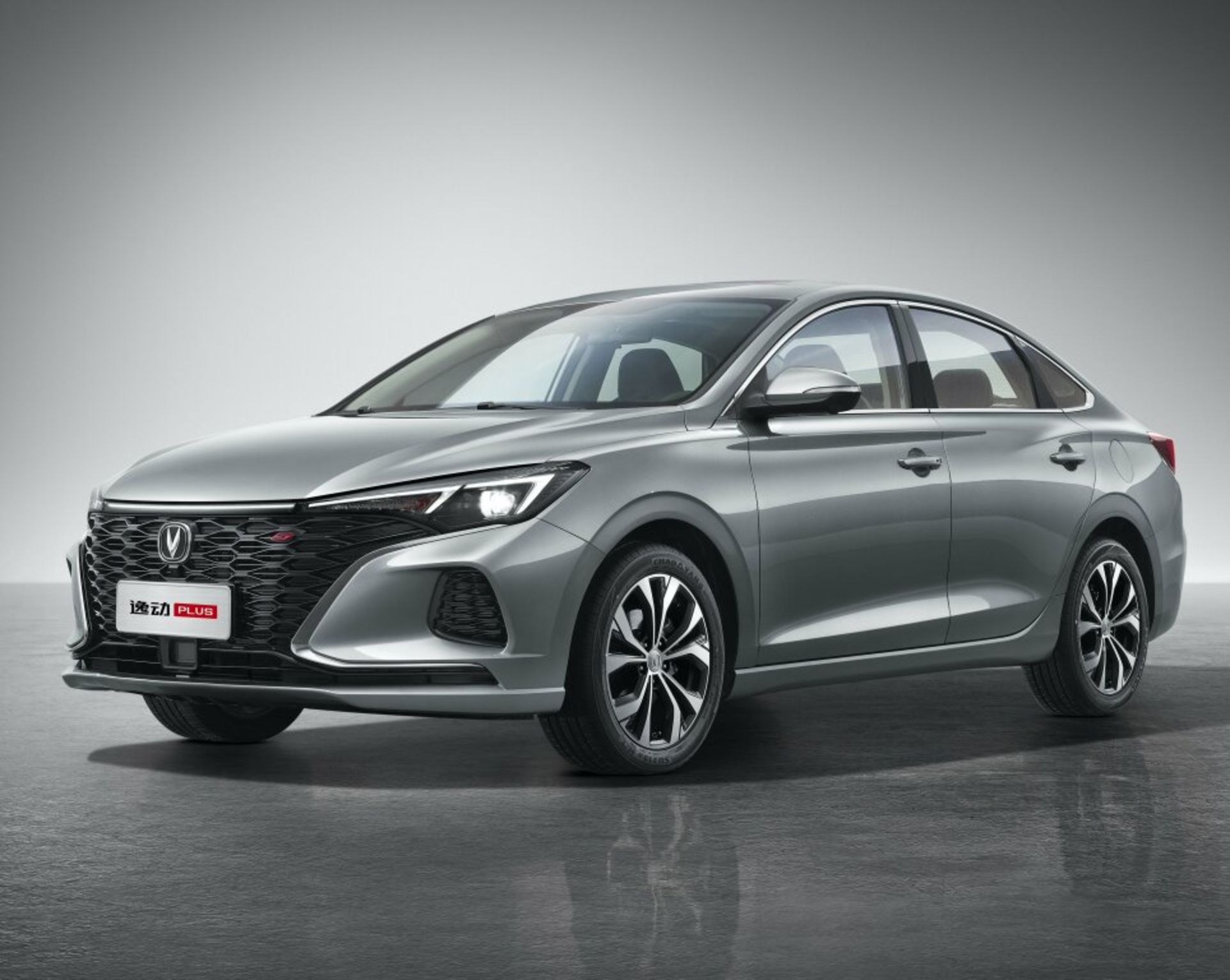 changan_eado_plus_54_03f702a90bdf0975