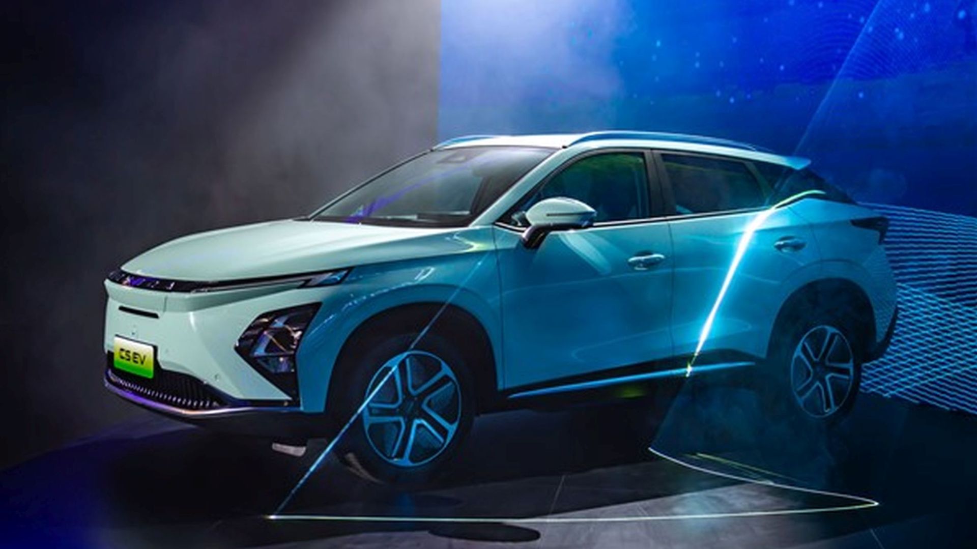 omoda 5ev new (10)