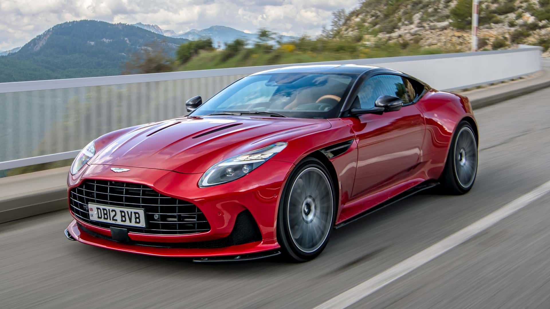 2024-aston-martin-db12-first-drive-review (8)