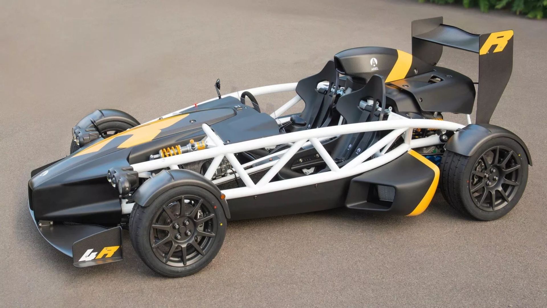 Ariel-Atom-4R-00002-2048x1152