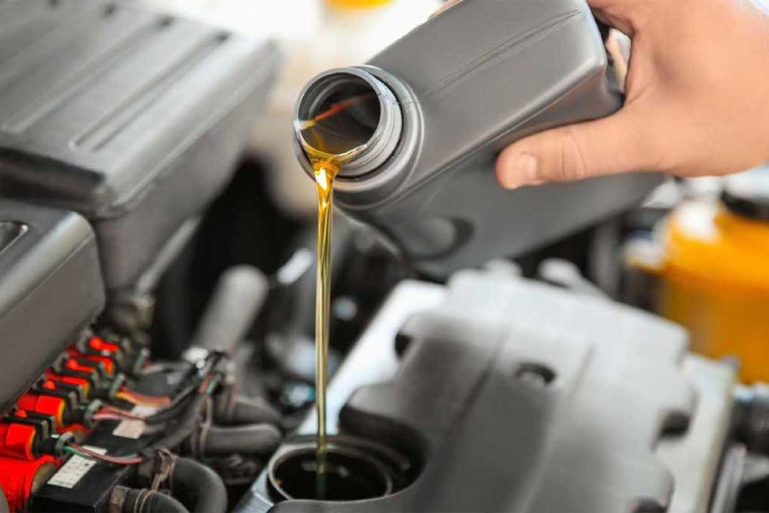 Engine-Oil-3