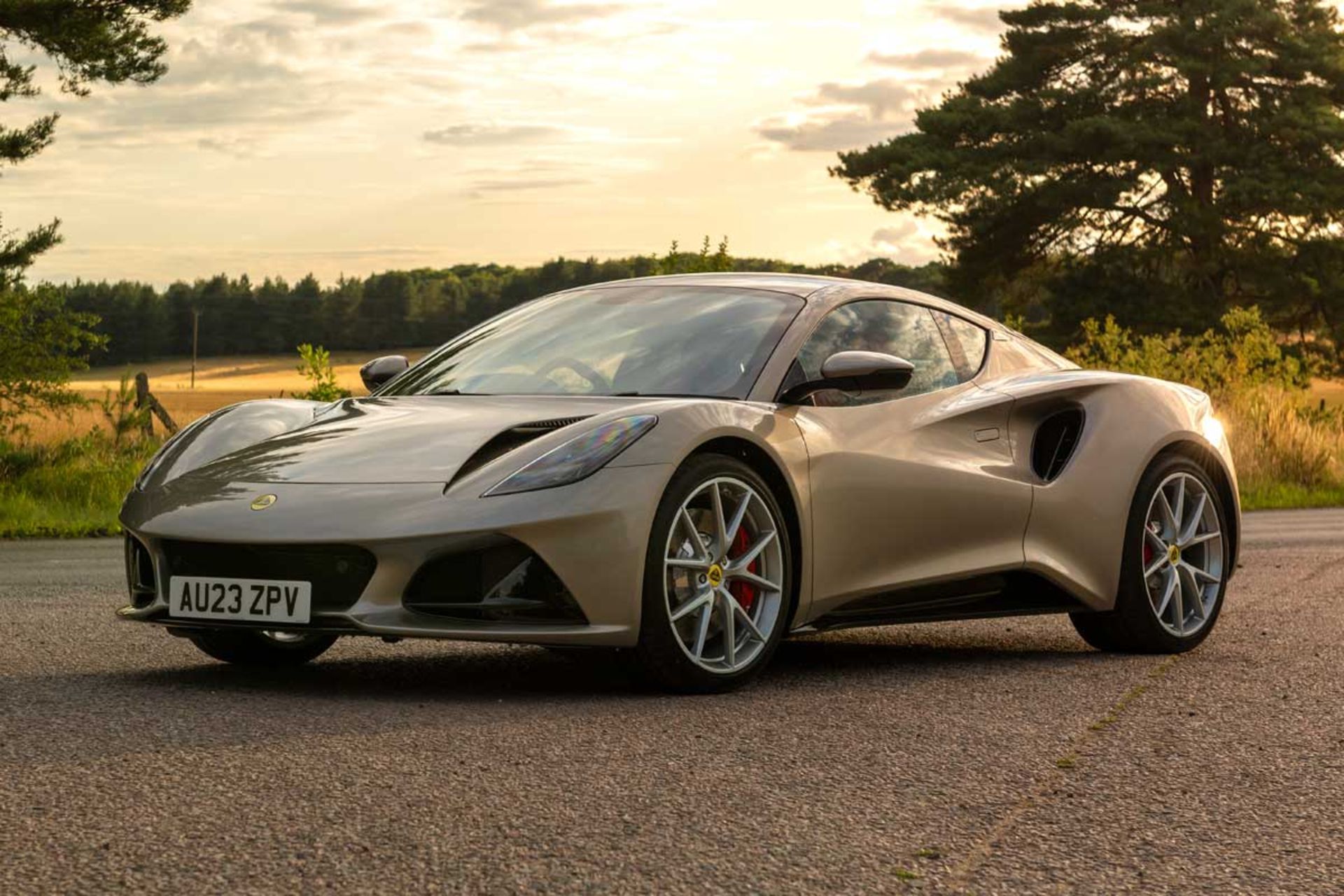 Lotus-Emira-1