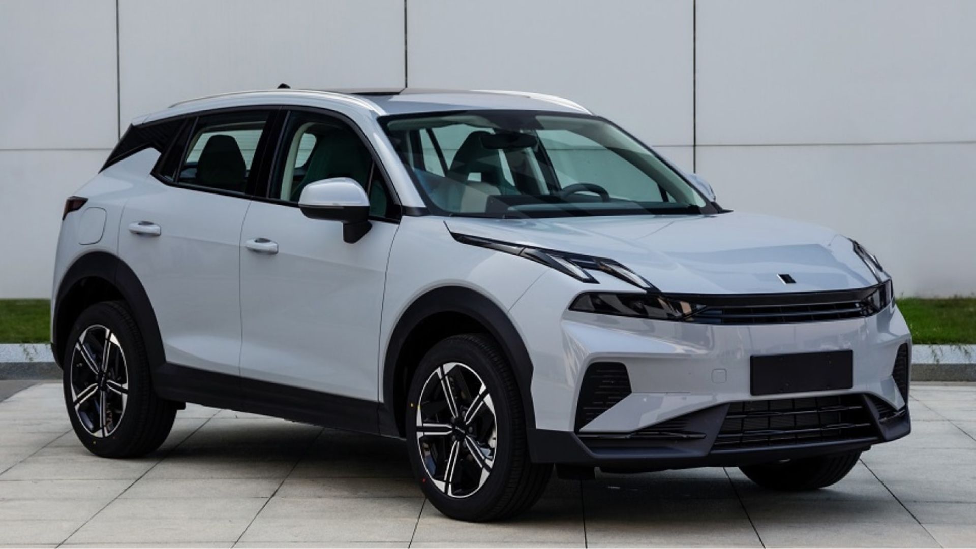 Lynk-Co-06-EM-P-get-facelift-in-China-CNC