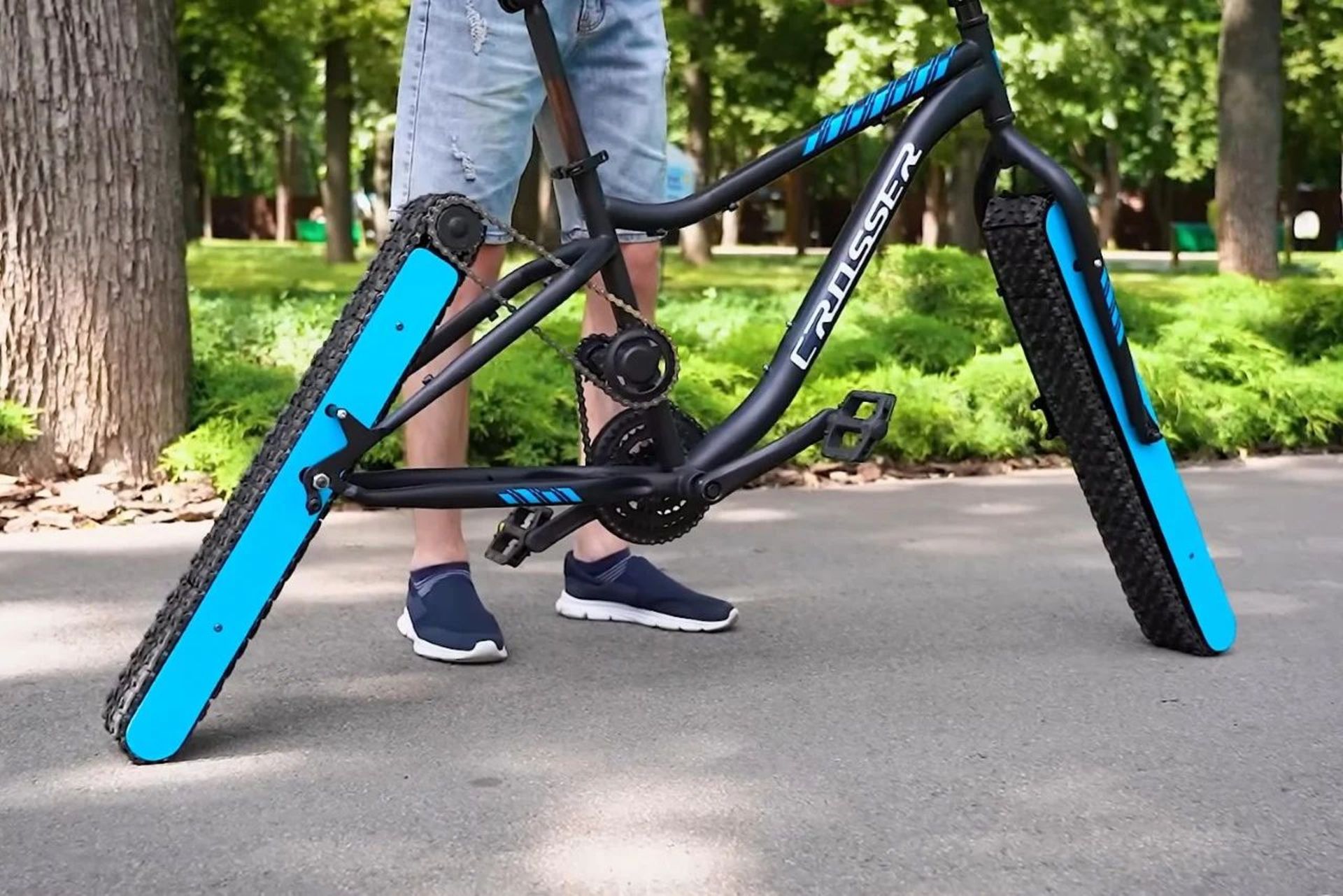 epic_cycling_wheelless_bike_1