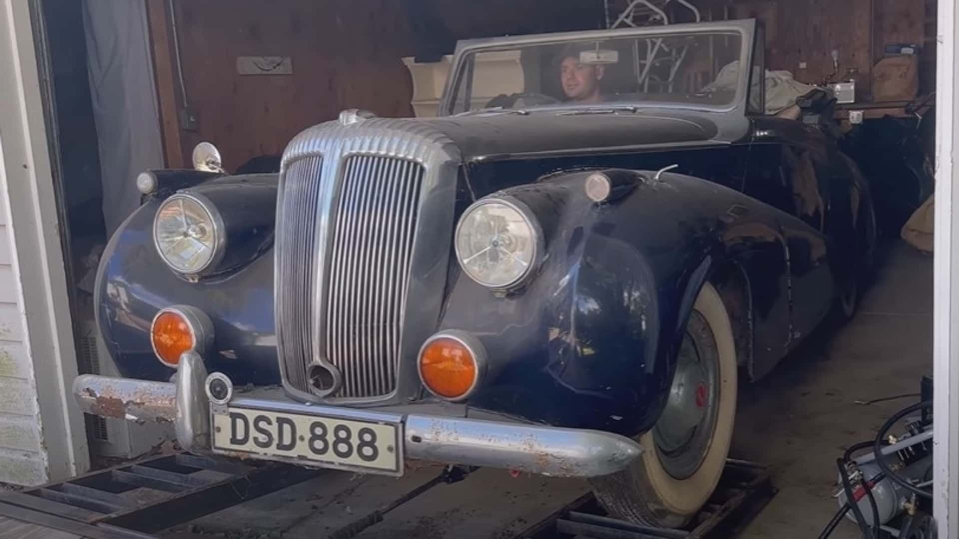 1951-daimler-db18-barn-find