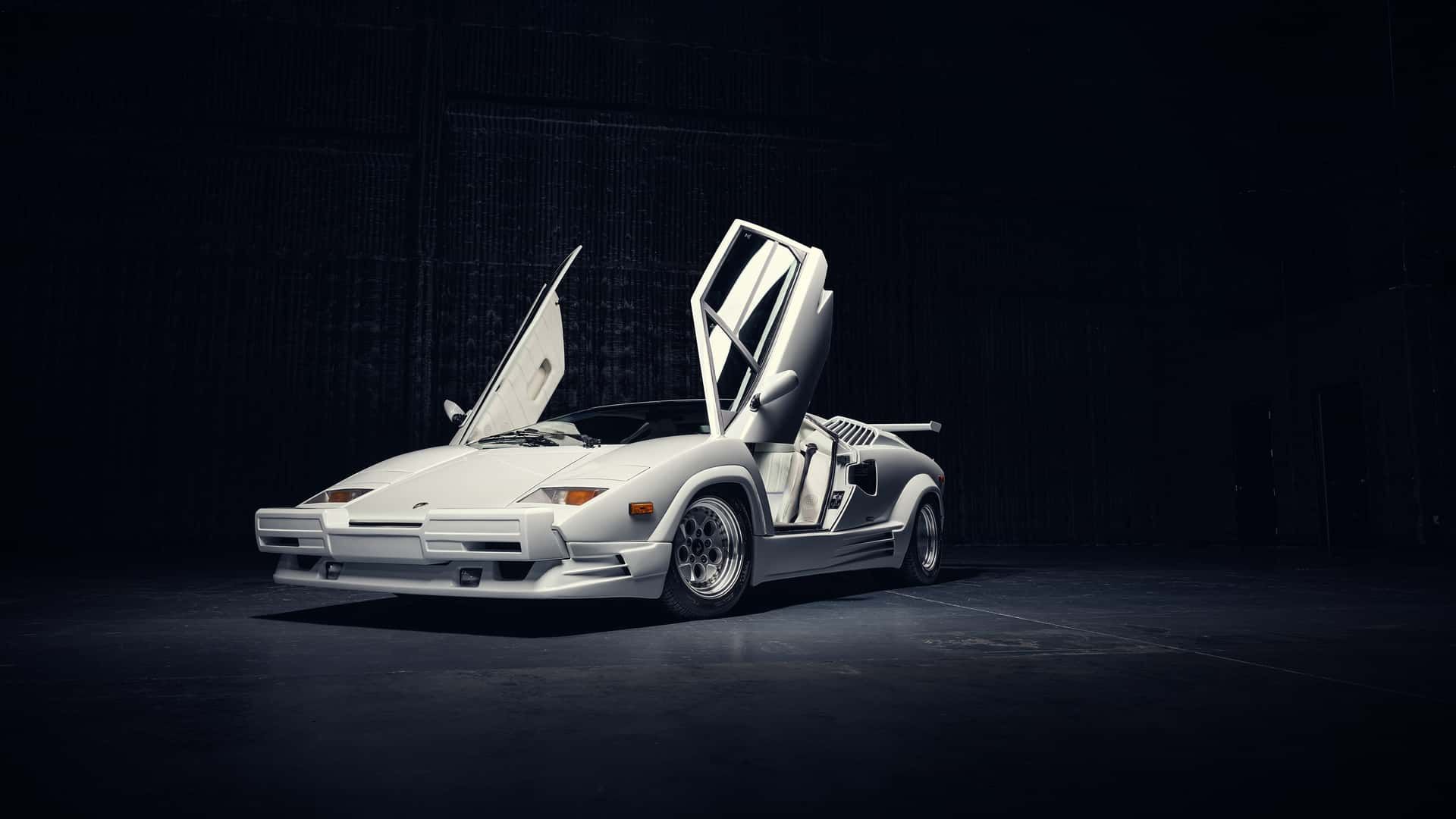 25th-anniversary-countach-from-the-wolf-of-wall-street (2)