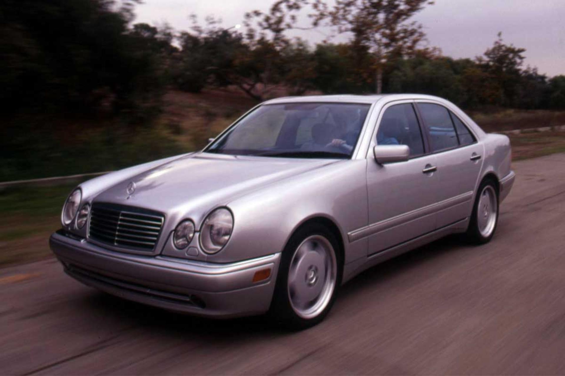 Mercedes-E55-1