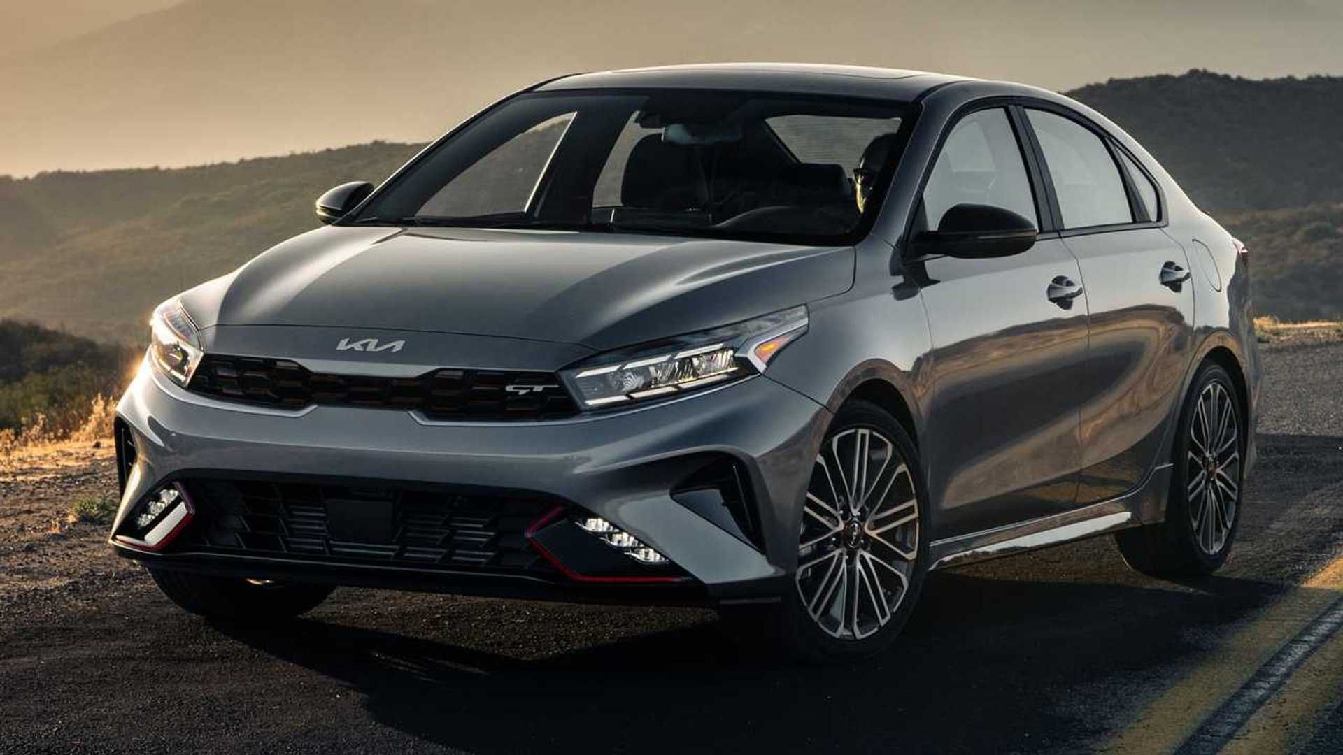 2023-kia-forte (2)