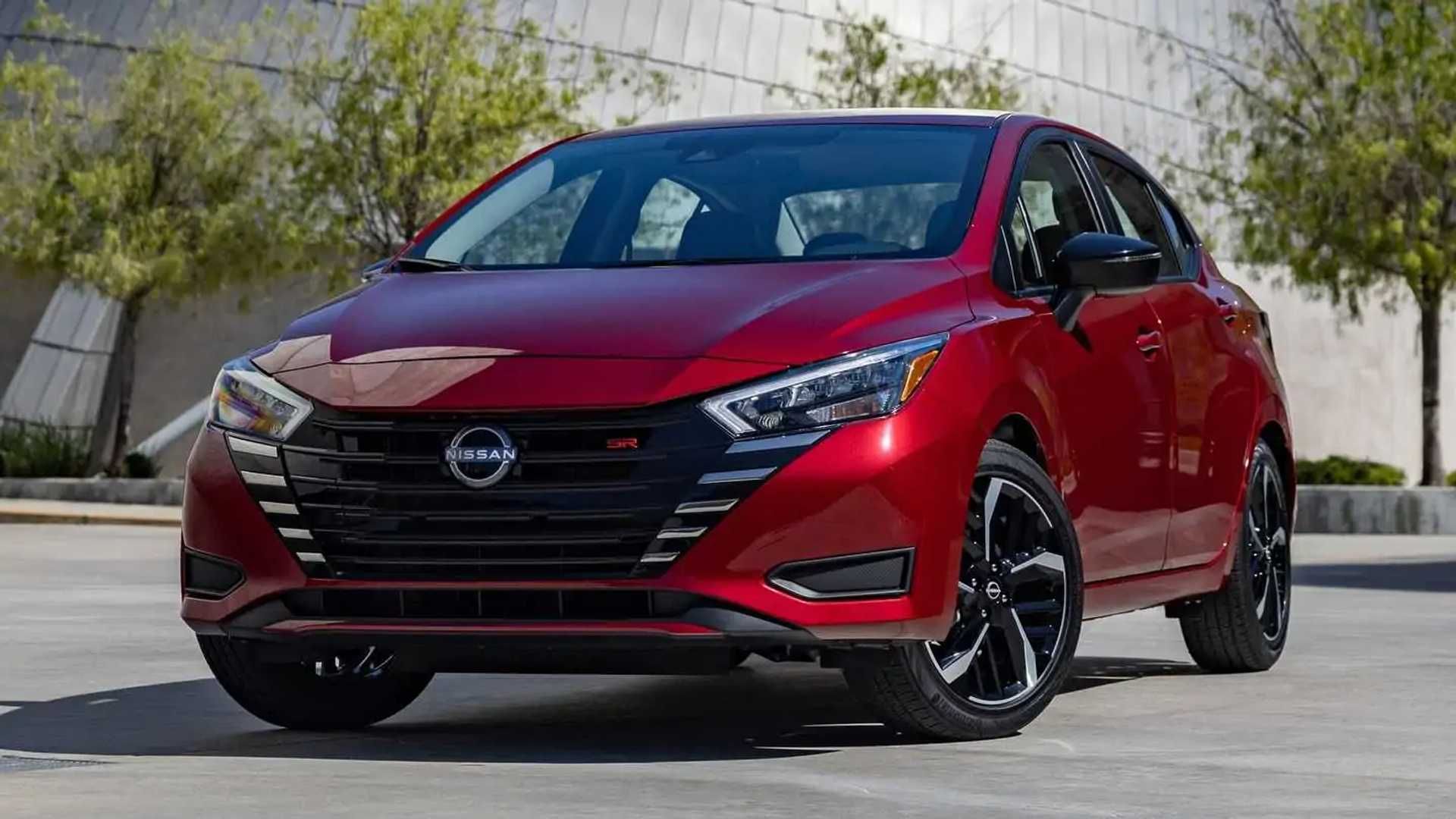 2023-nissan-versa-front-3-4 (1)