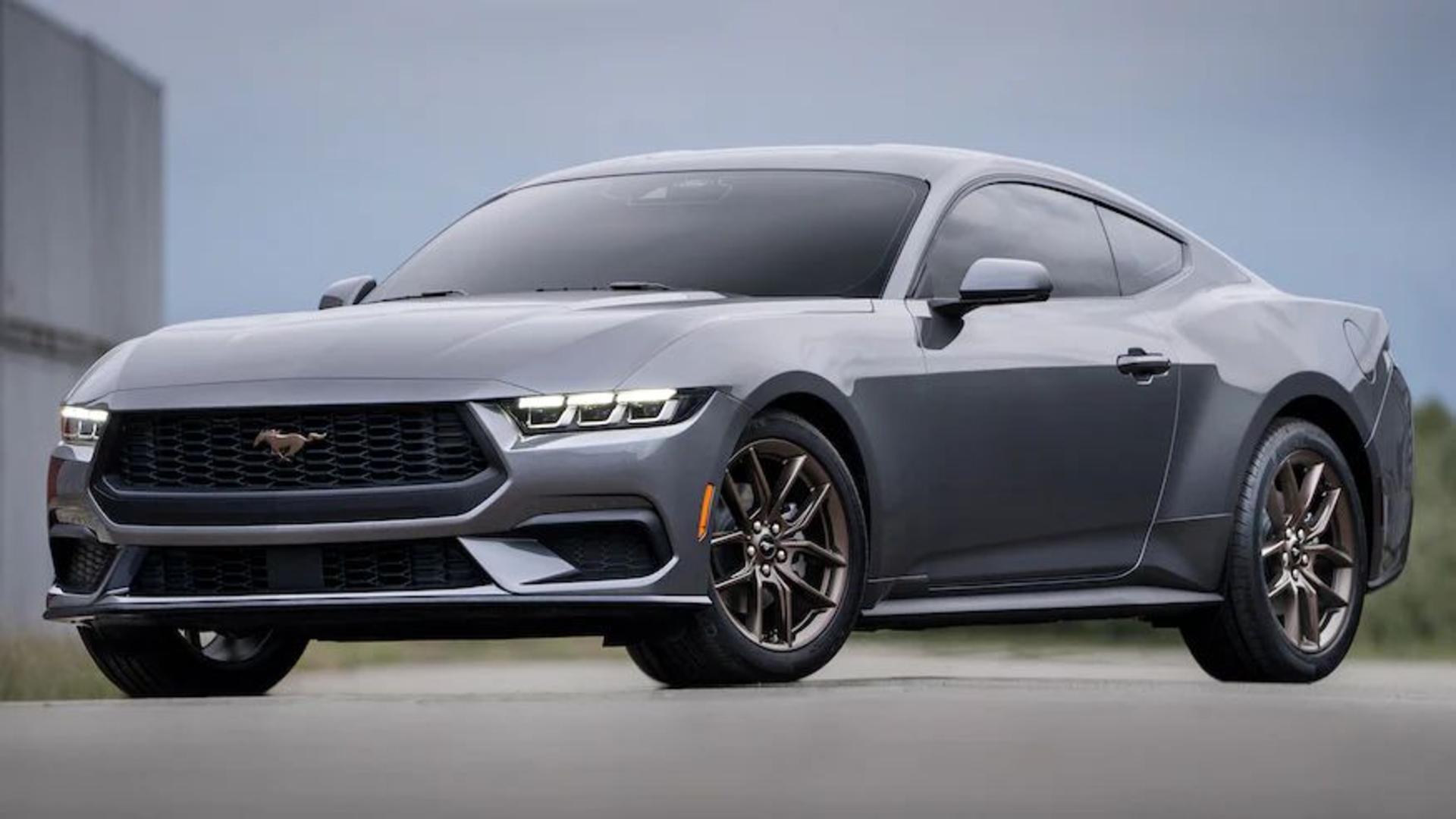 2024-ford-mustang-gry-03