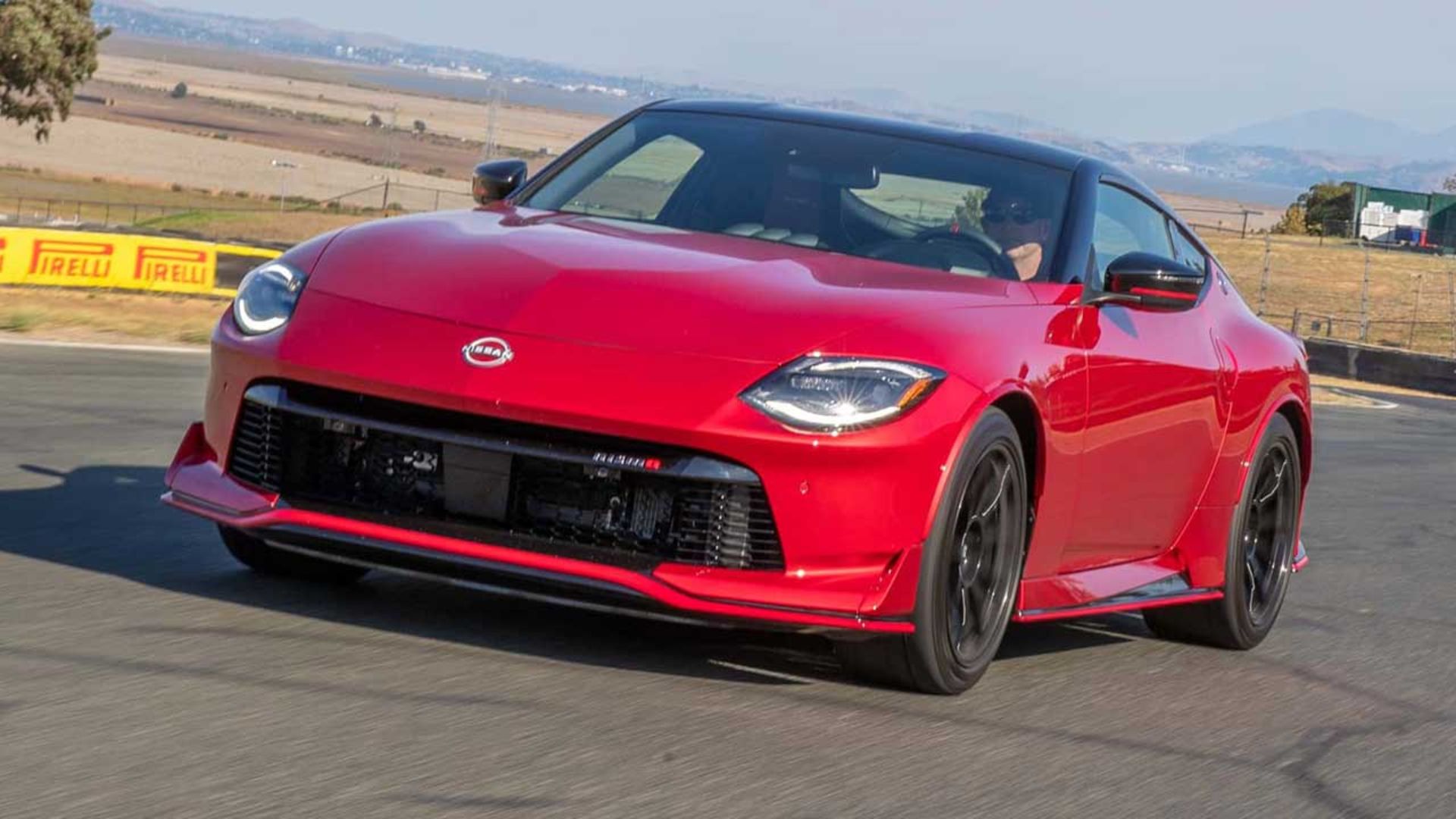 2024-nissan-z-nismo-1