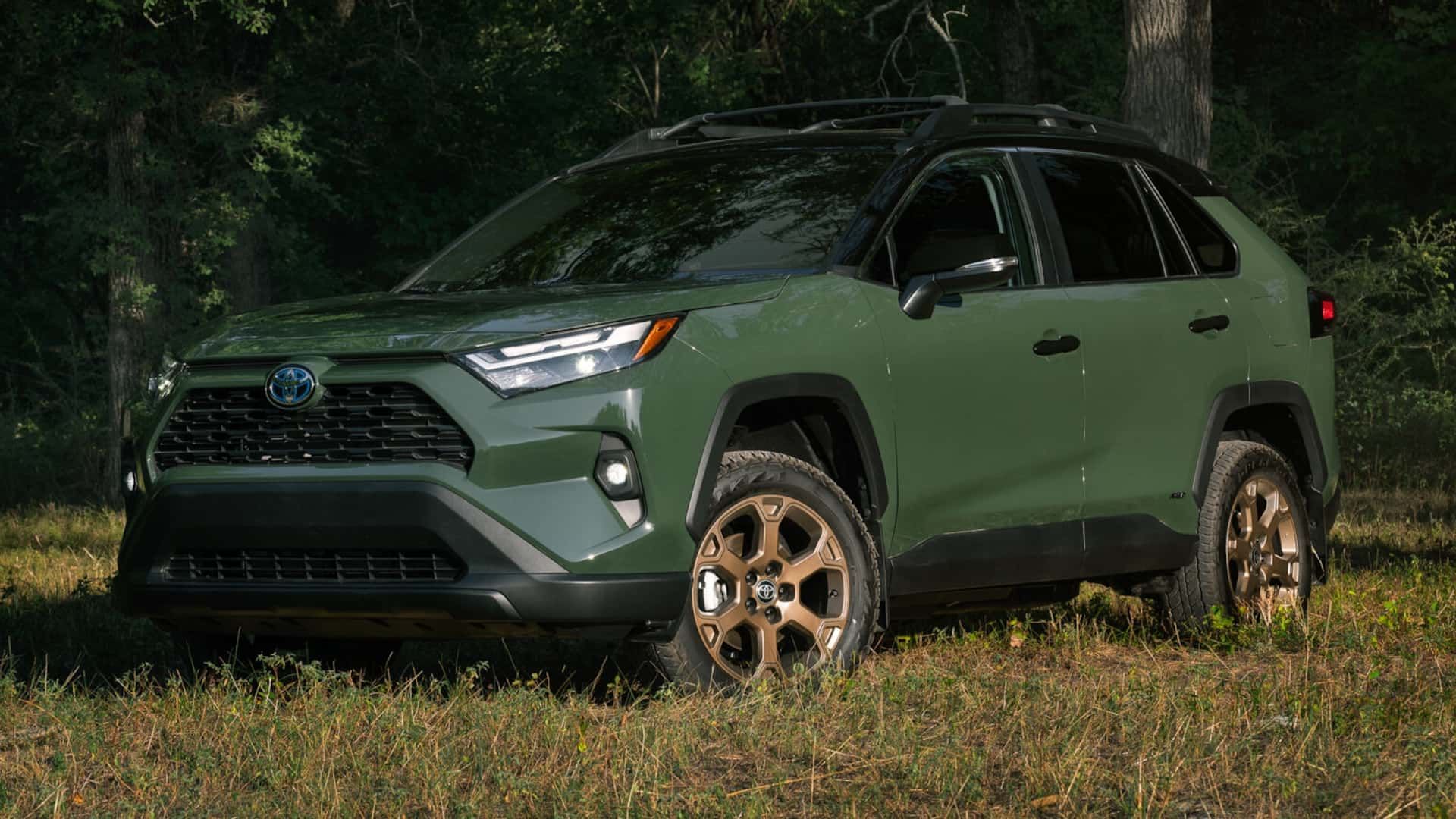 2024-toyota-rav4-woodland-edition-front-3-4