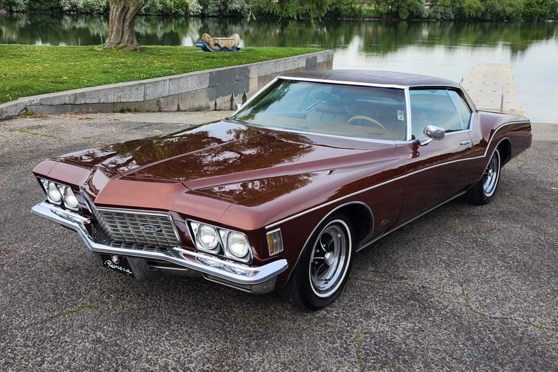 Buick-Riviera-1