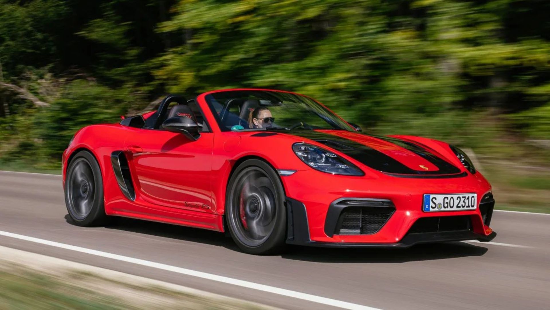 Porsche 718 Spyder RS 2023-15