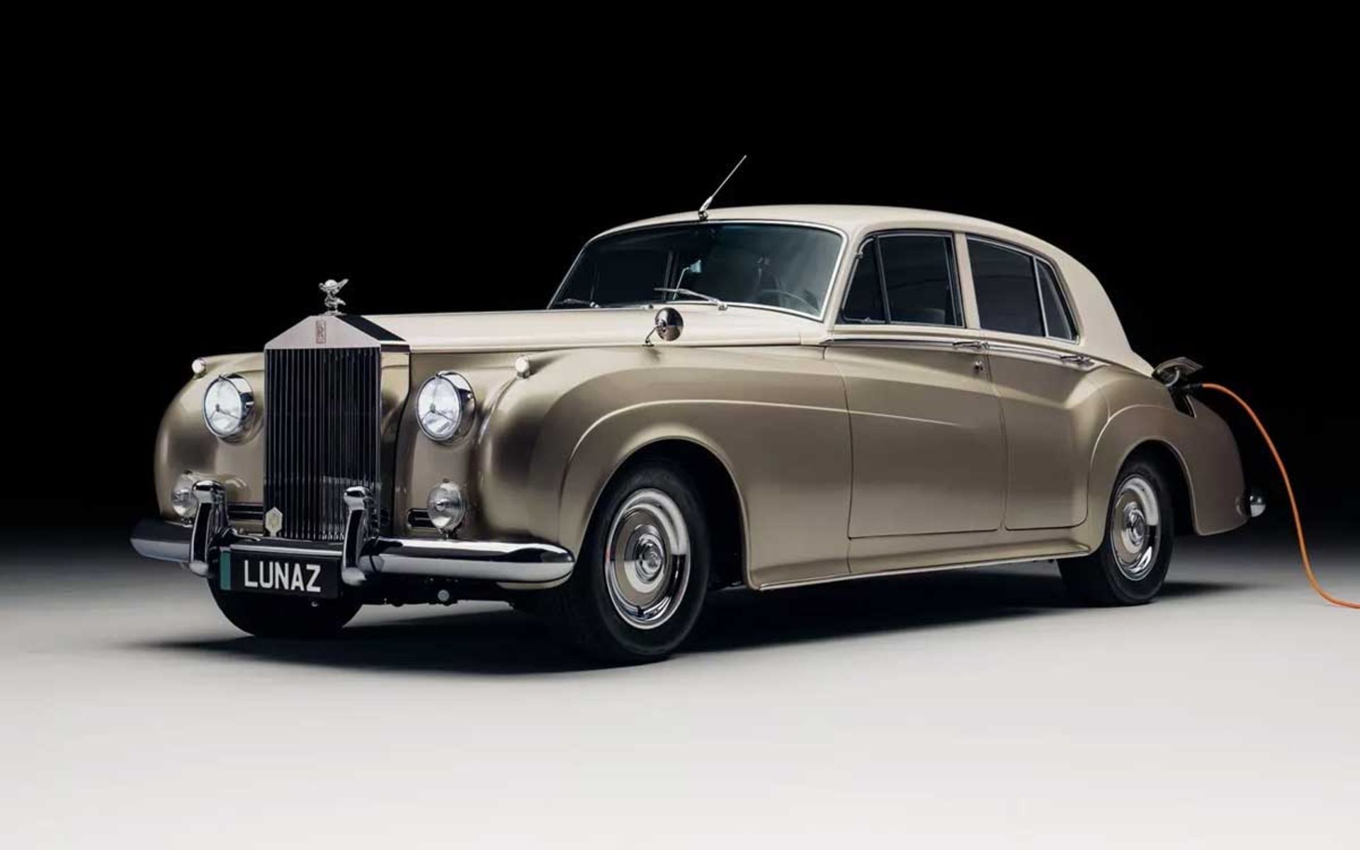 Rolls-Royce-1