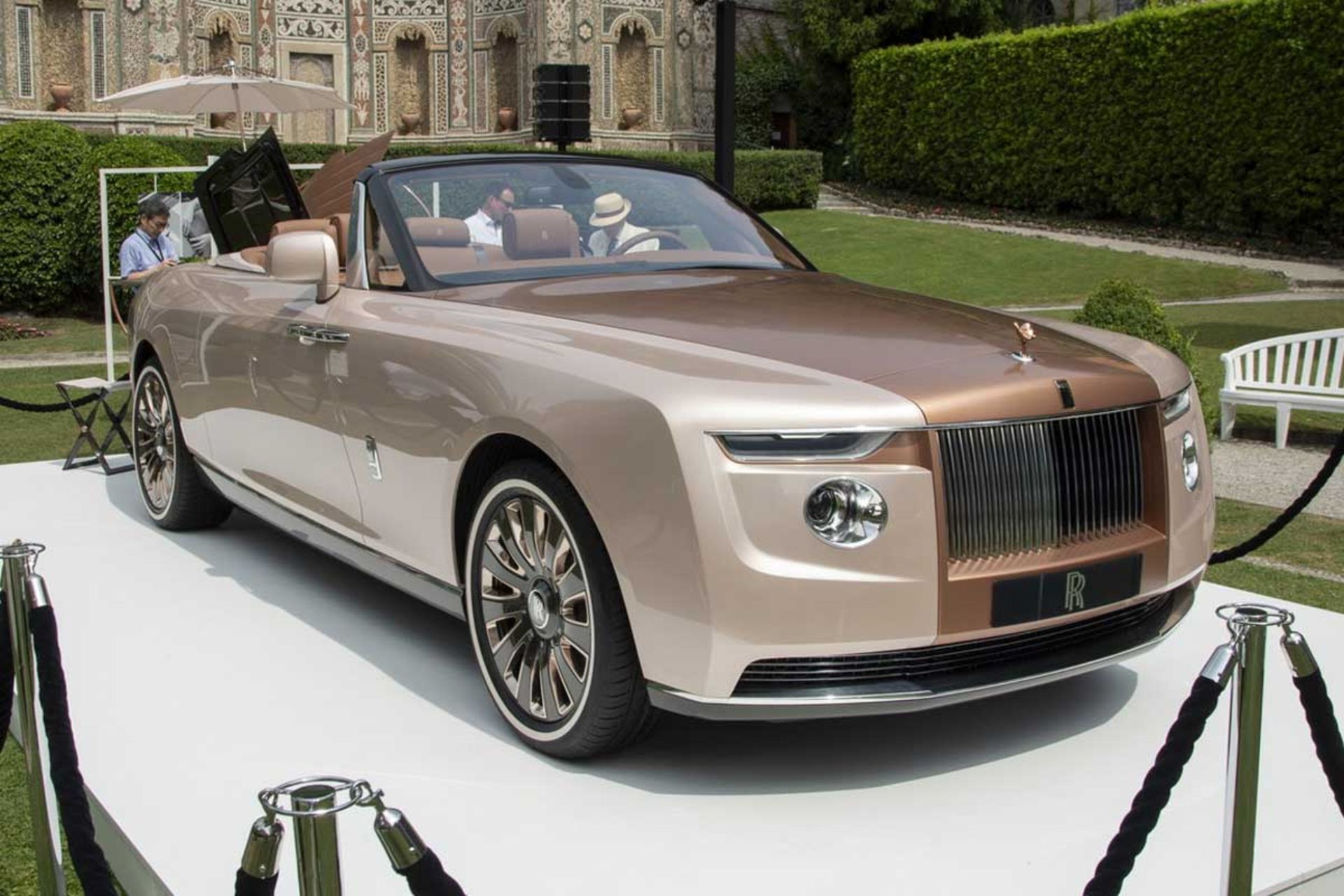 Rolls-Royce-Boat-Tail-3