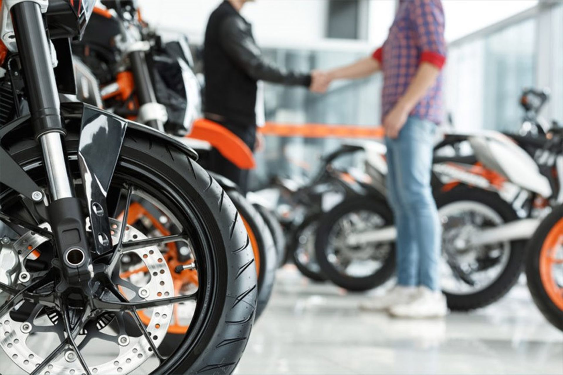 best time to buy and sell motorcycles
