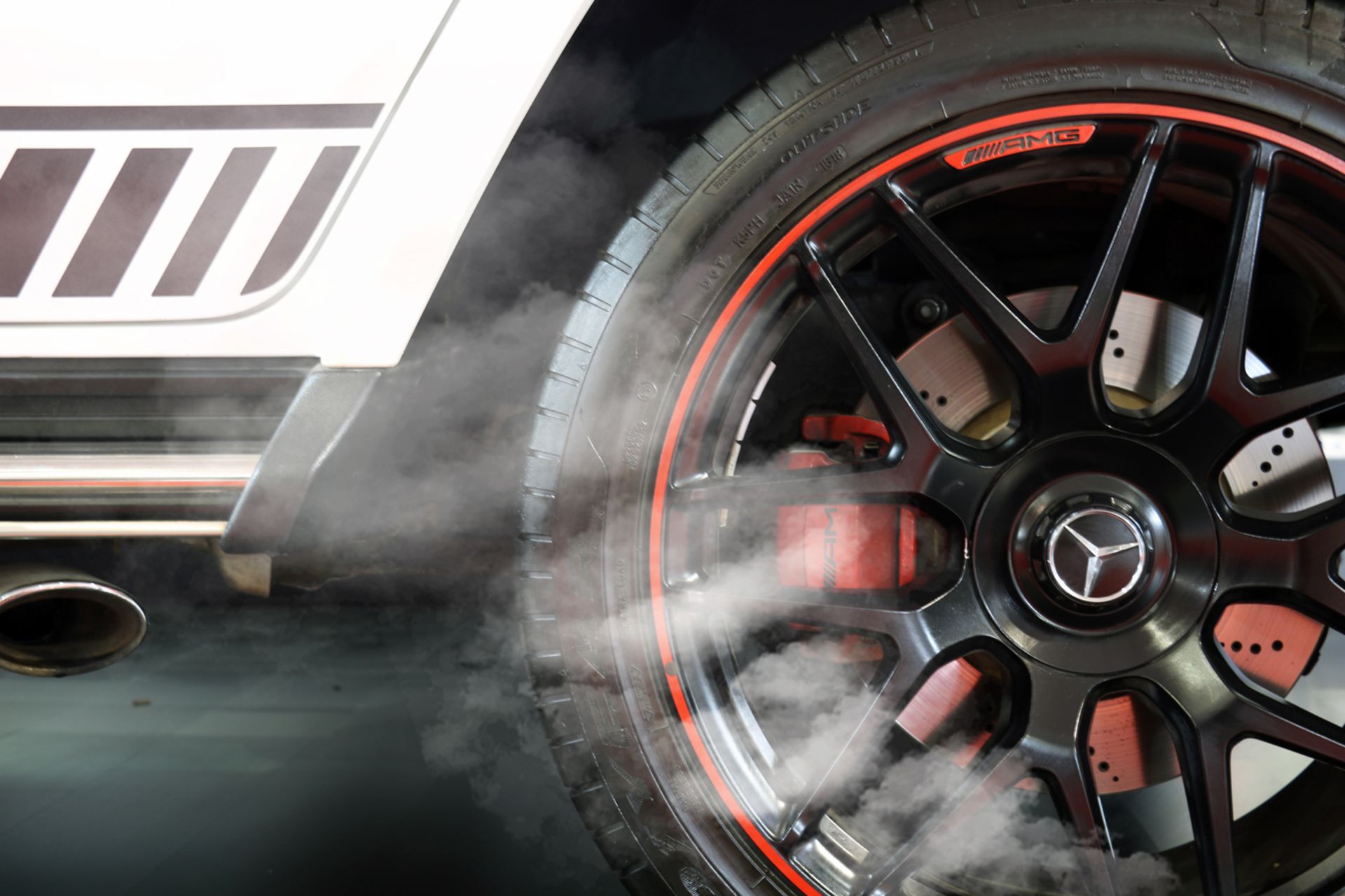 brakes-with-smoke-cloud-full