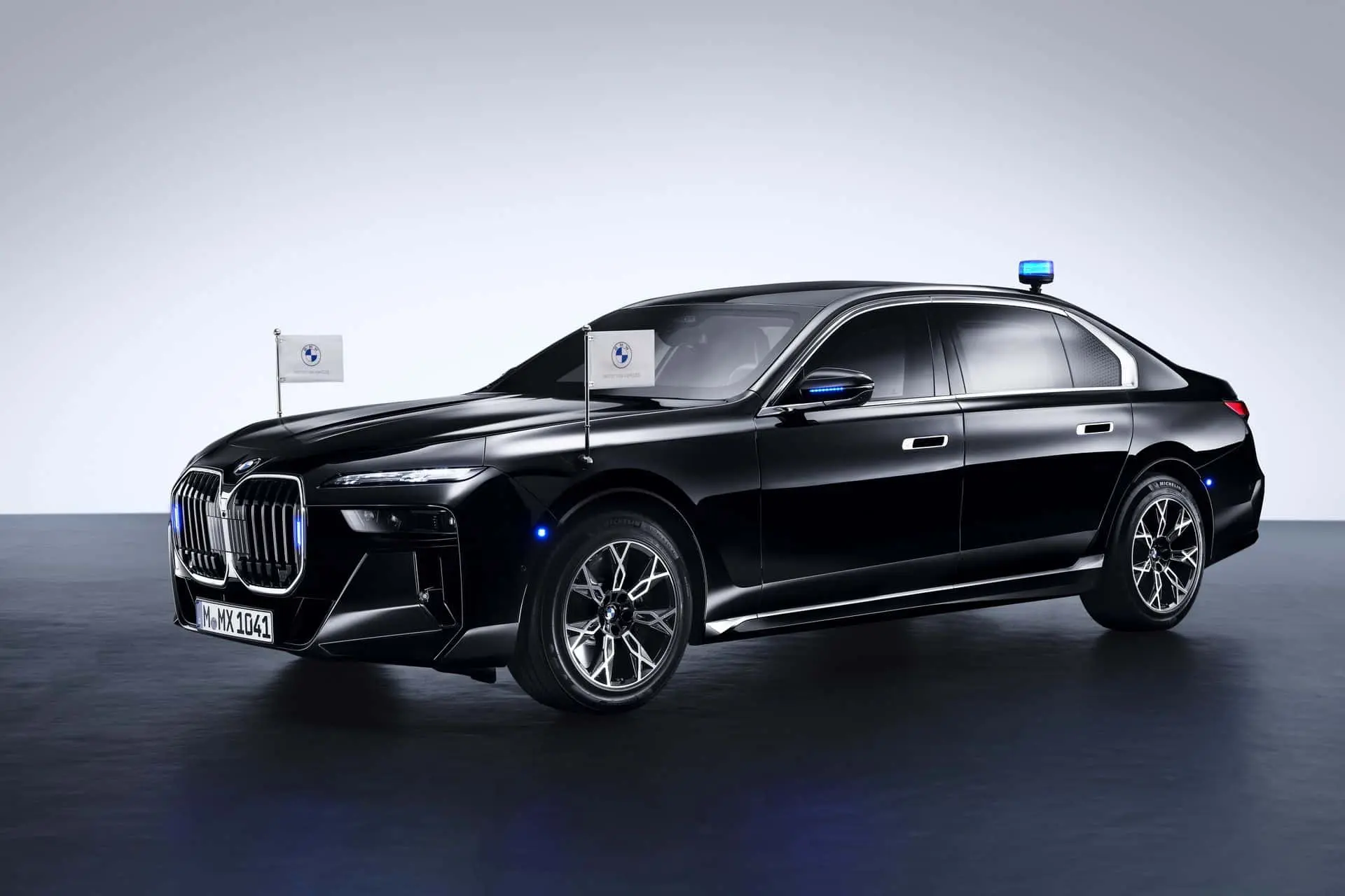2024-bmw-7-series-protection-17