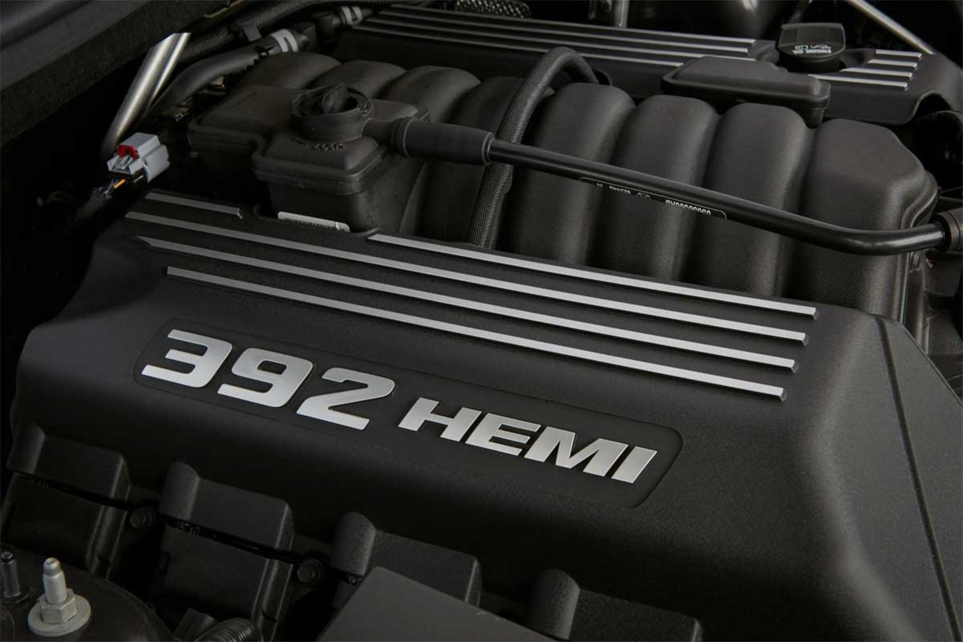 Hemi-Engine-1