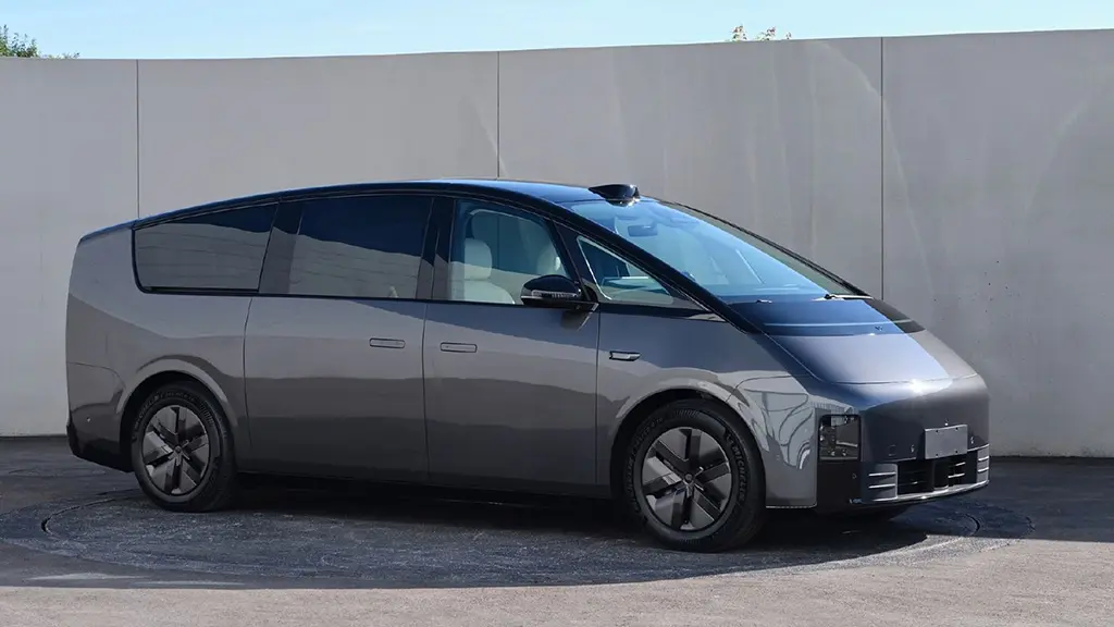 Li-Auto-Mega-1