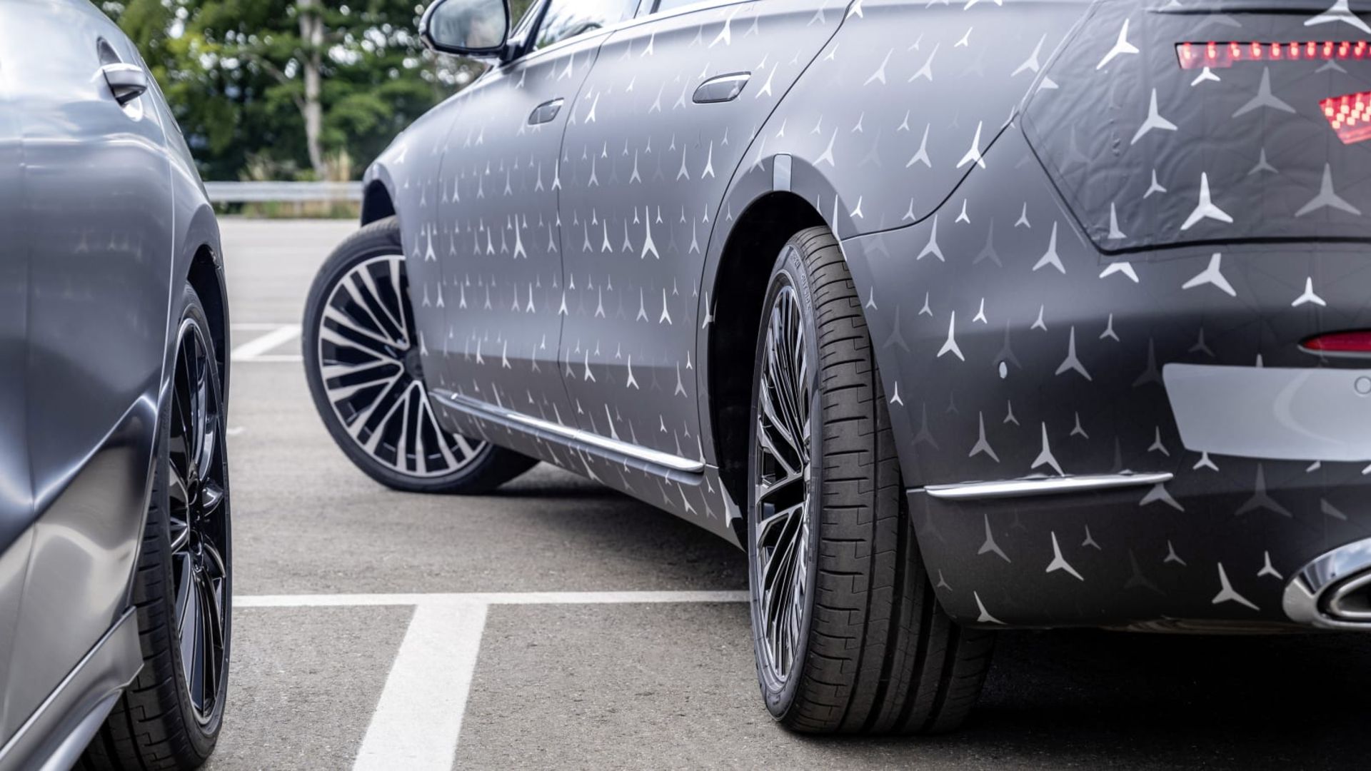 Rear wheel steering