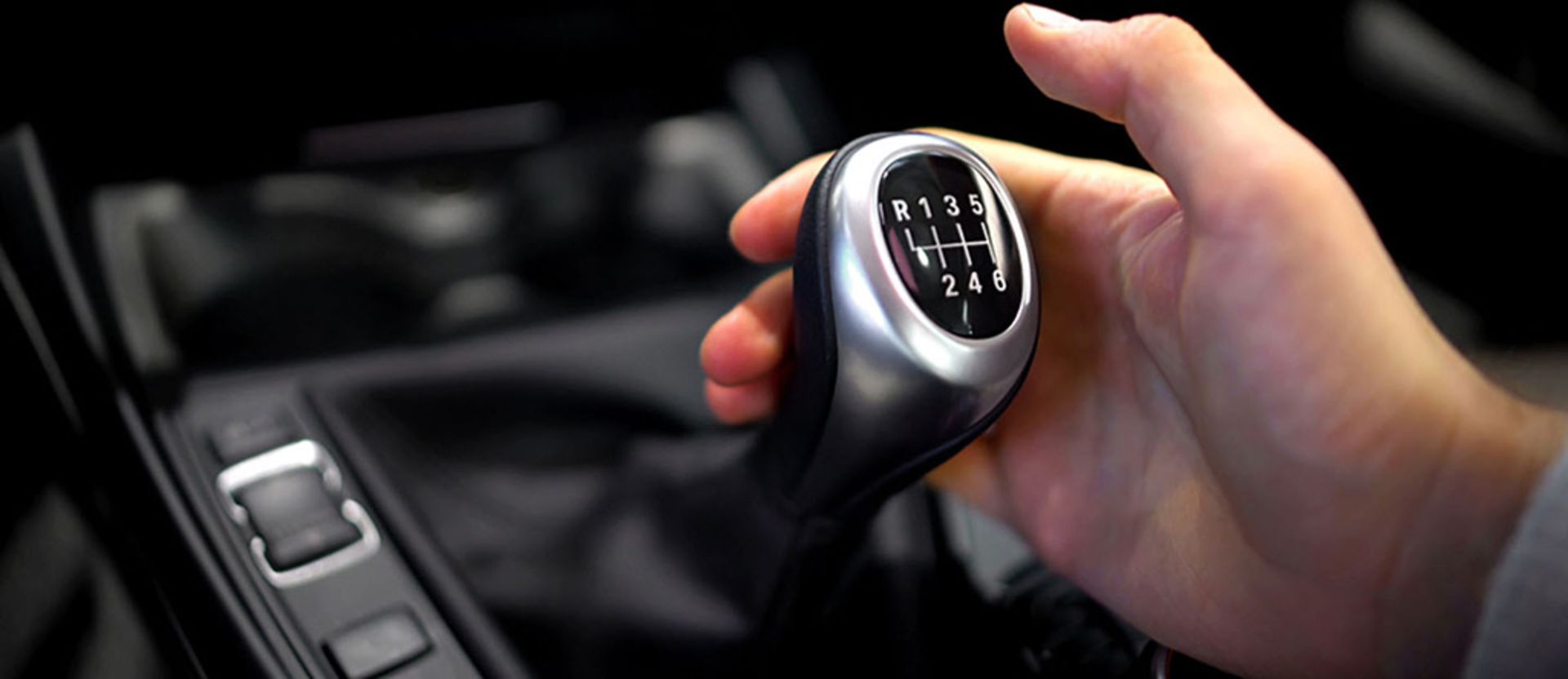 Why-does-my-car-does-not-go-into-gear-properly-Cover-08-12
