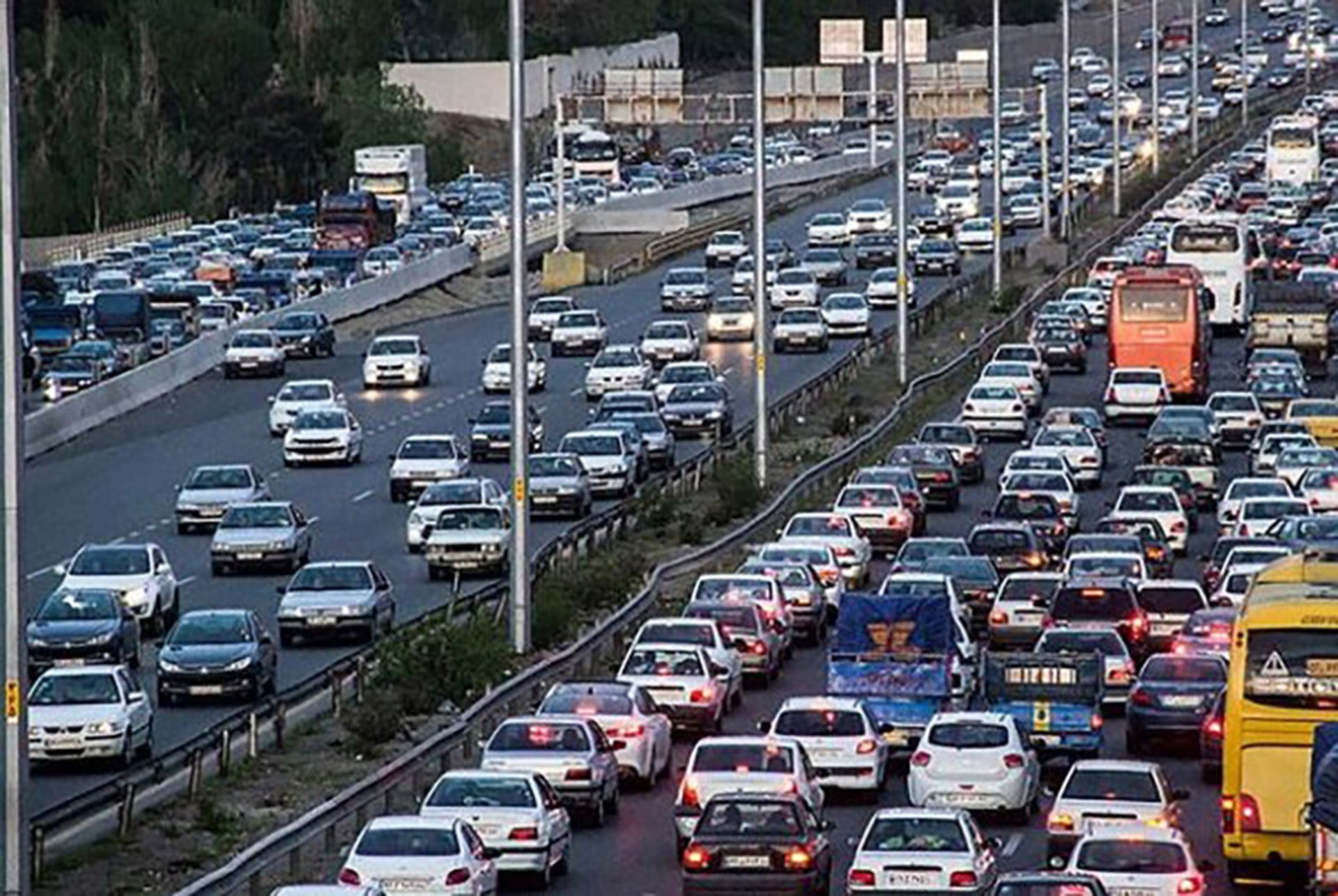 traffic-iran-2