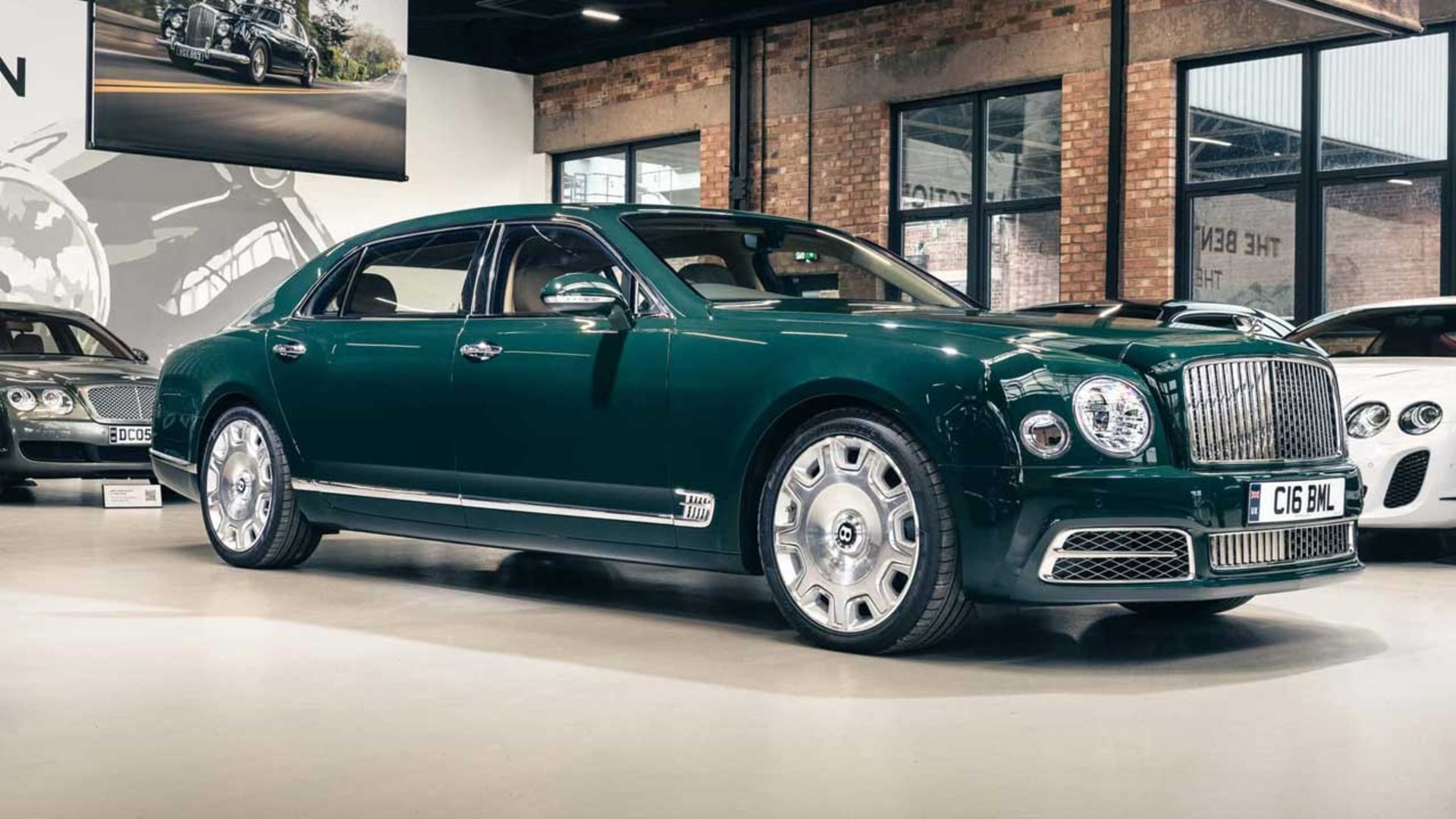 2020-bentley-mulsanne-retur