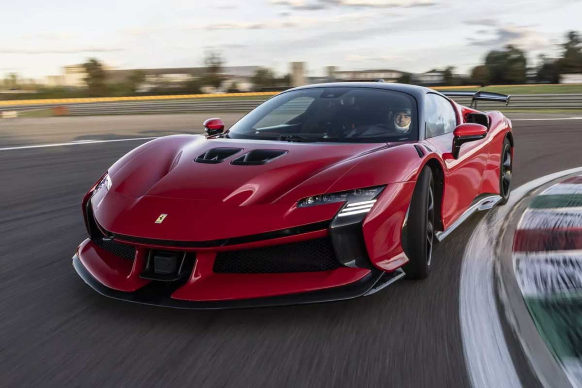Farrari-SF90-XX-3