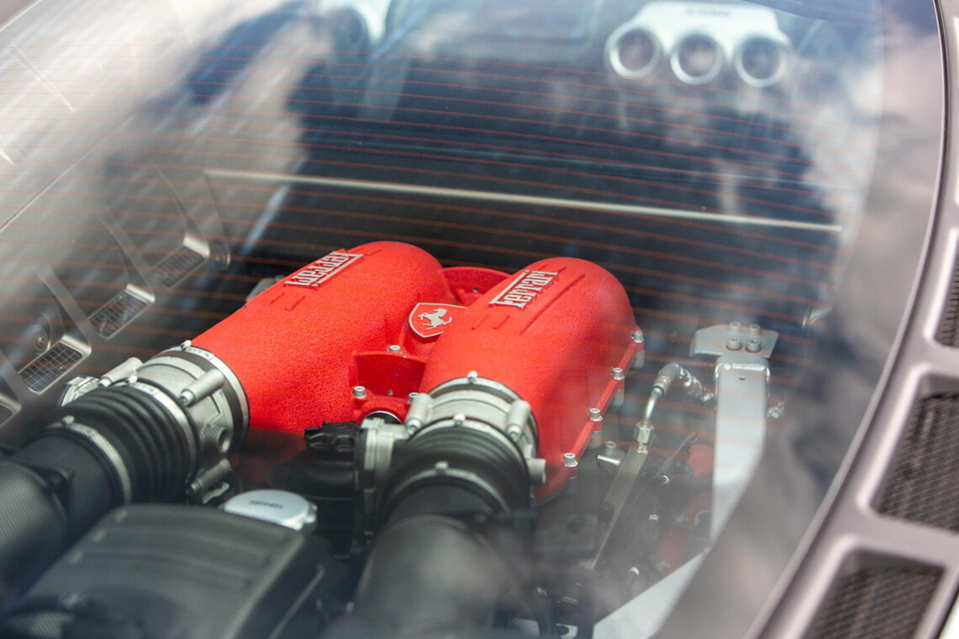 Ferrari+F430+V8+engine