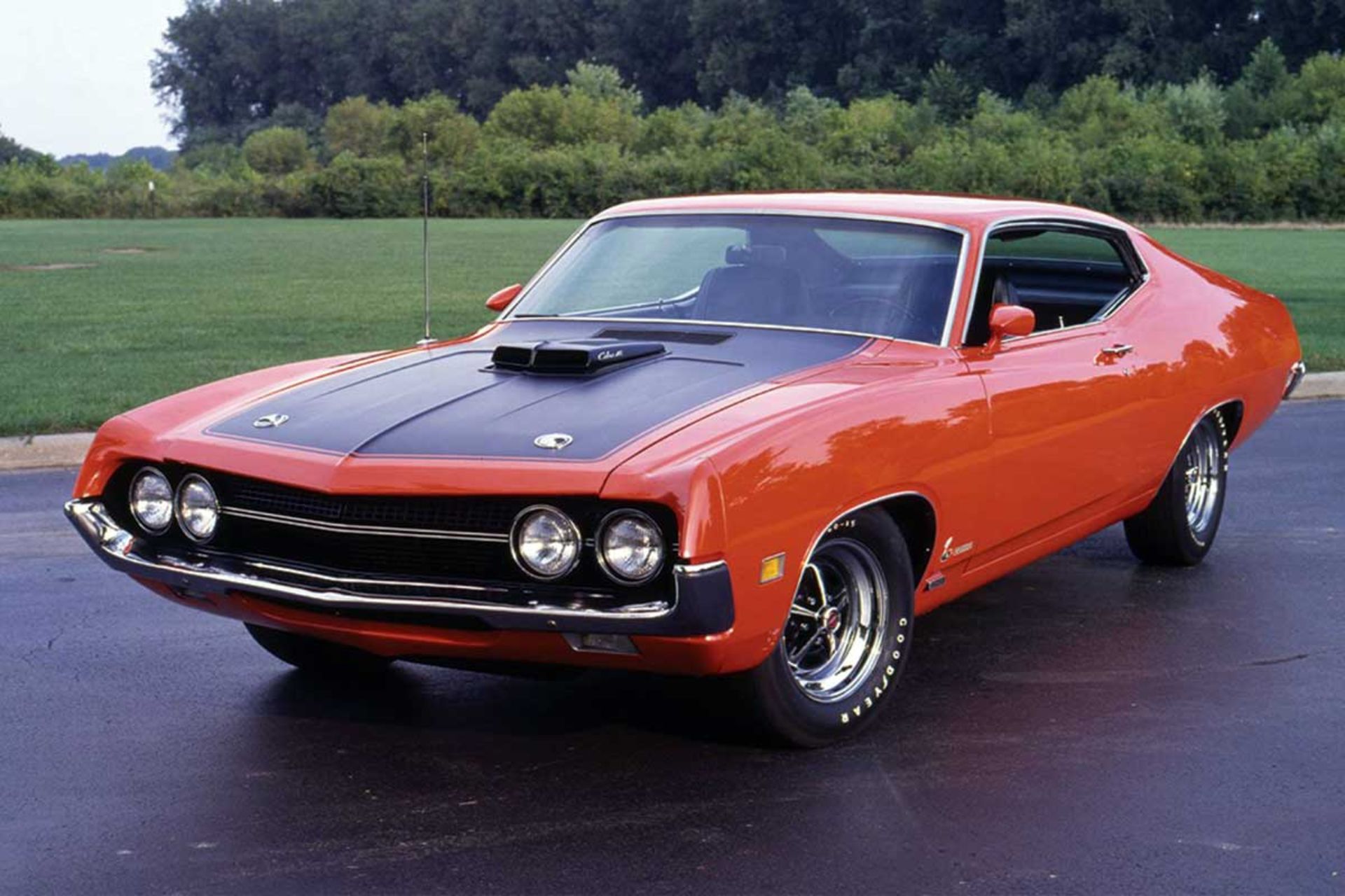 Ford-Torino-Cobra-1
