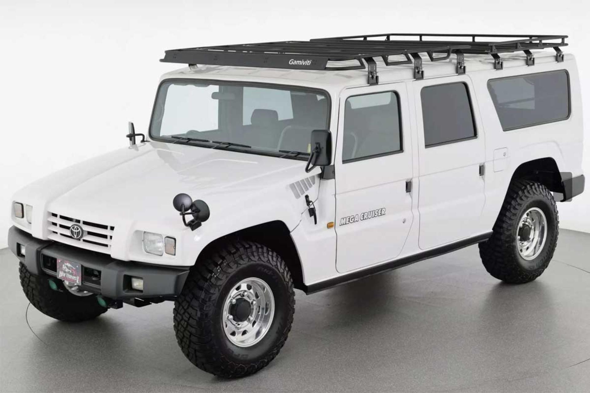 Toyota-Mega-Cruiser-1