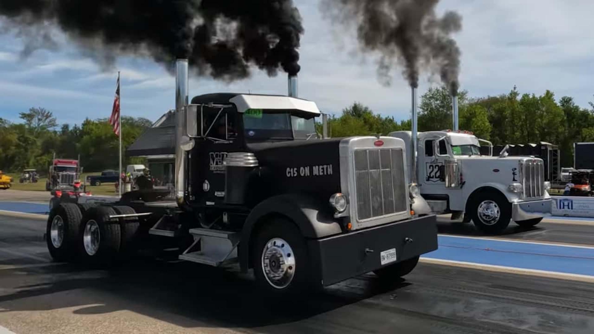 semi-truck-drag-racing