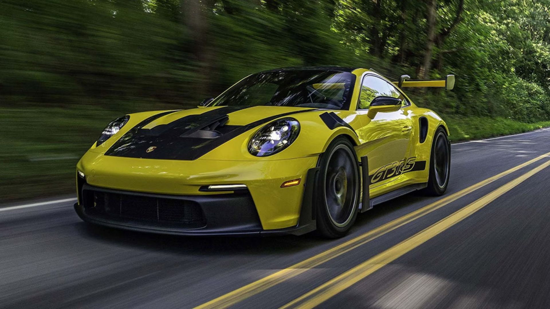 001-2023-porsche-911-gt3-rs-in-motion