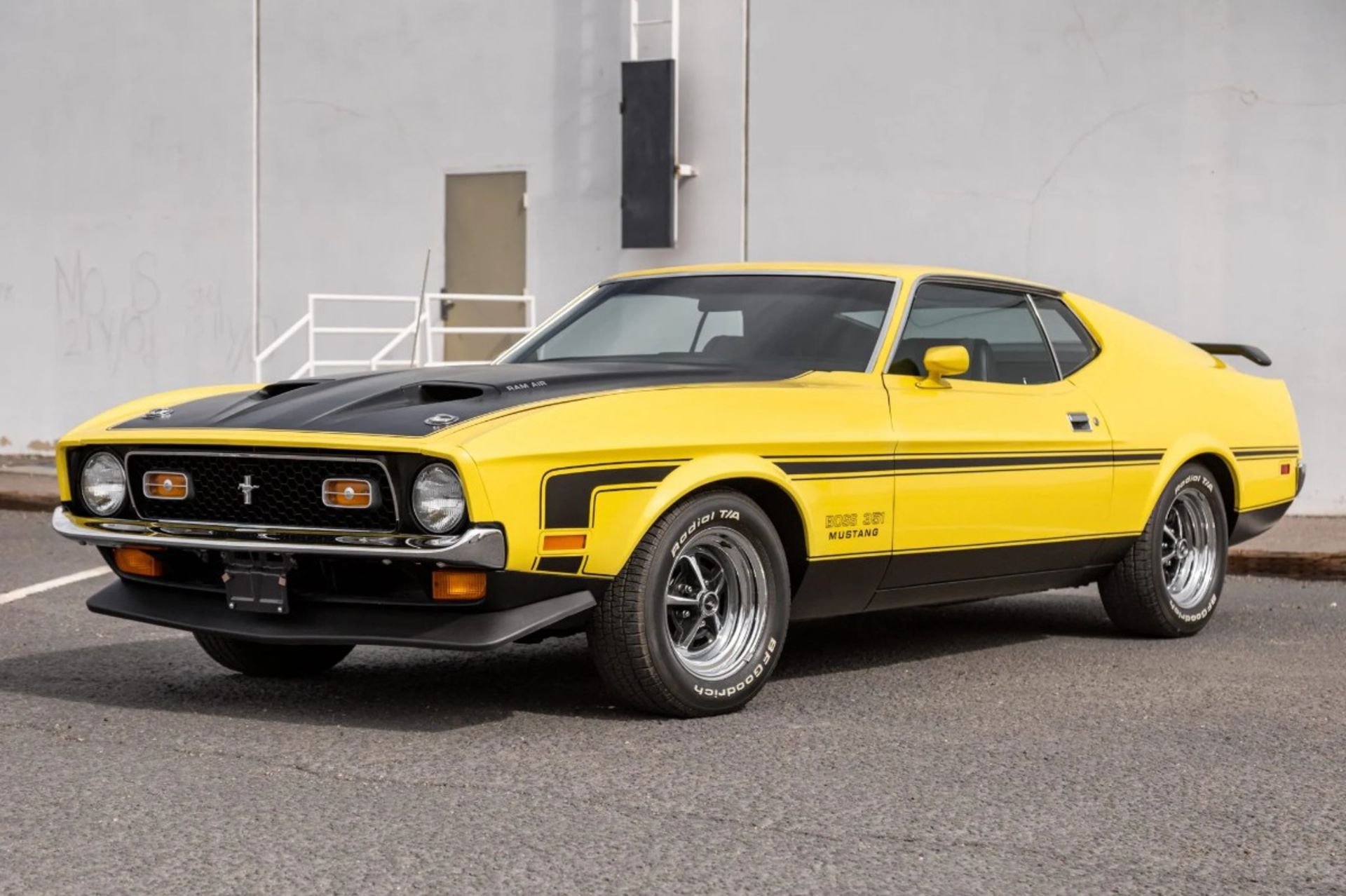 1971_ford_mustang_boss_351_1614711806fcfa866ec001_exterior_FordMustangBoss_20210226-104-scaled