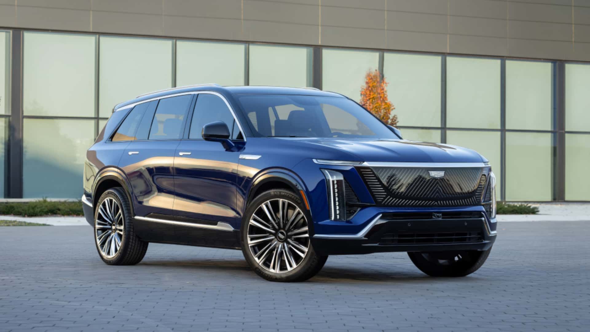 2026-cadillac-vistiq (1)