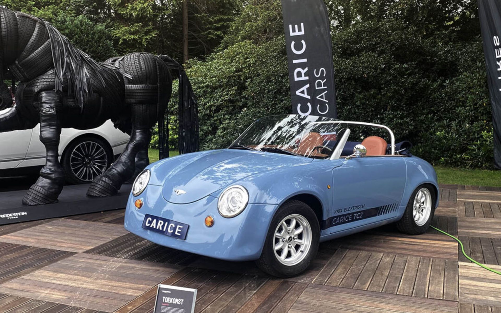 CariceTC2_wheels_at_the_palace_2023-1080x675