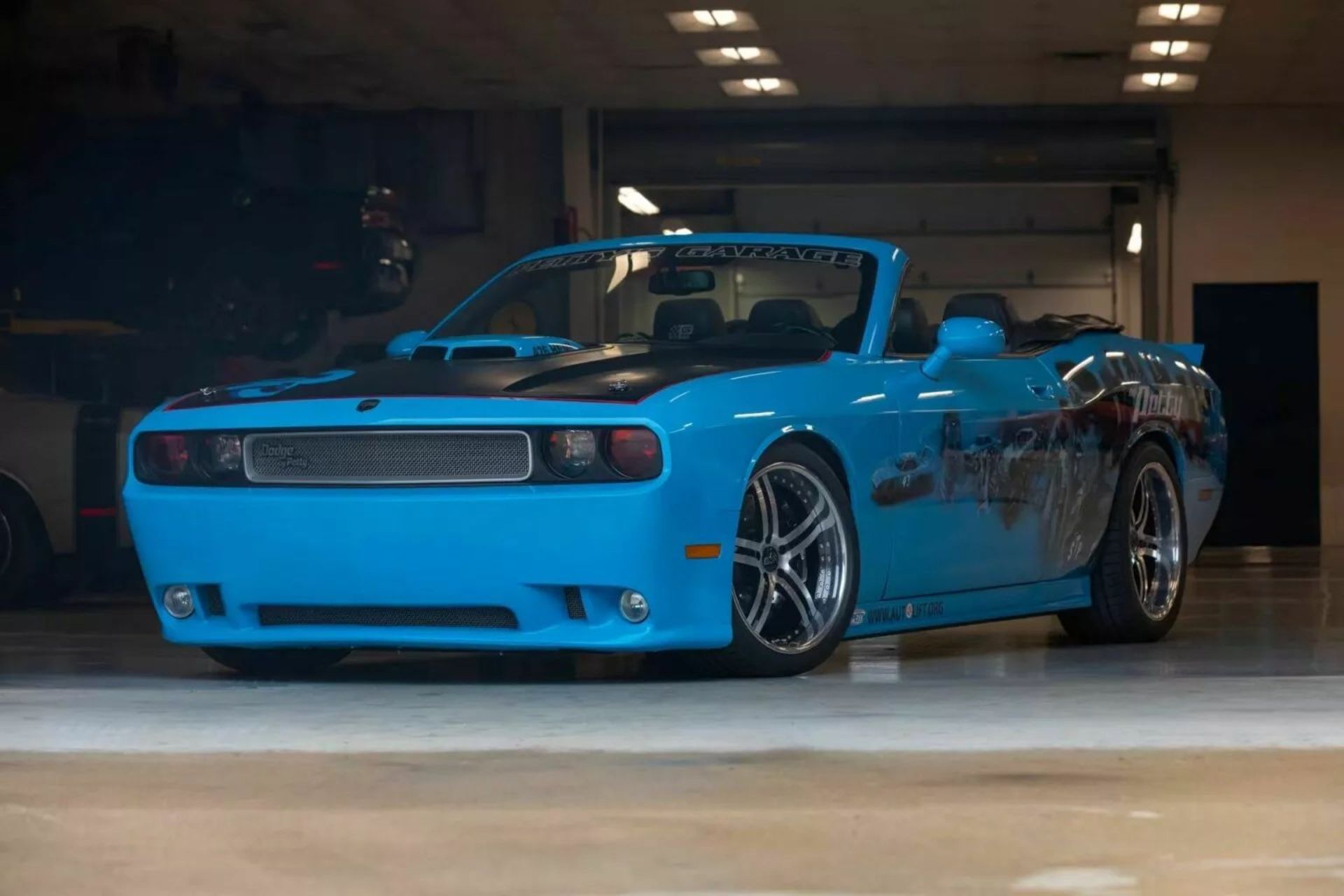Dodge-Challenger-Petty-1_1-1536x1024