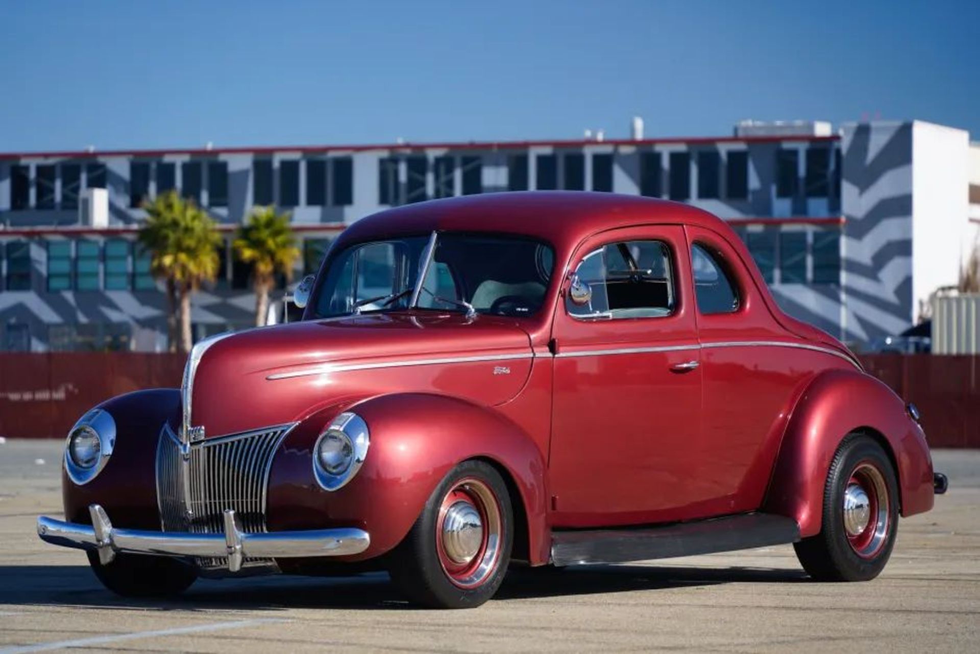 1940_ford_opera-coupe-hot-rod_240105-40Ford-OS-04-51962