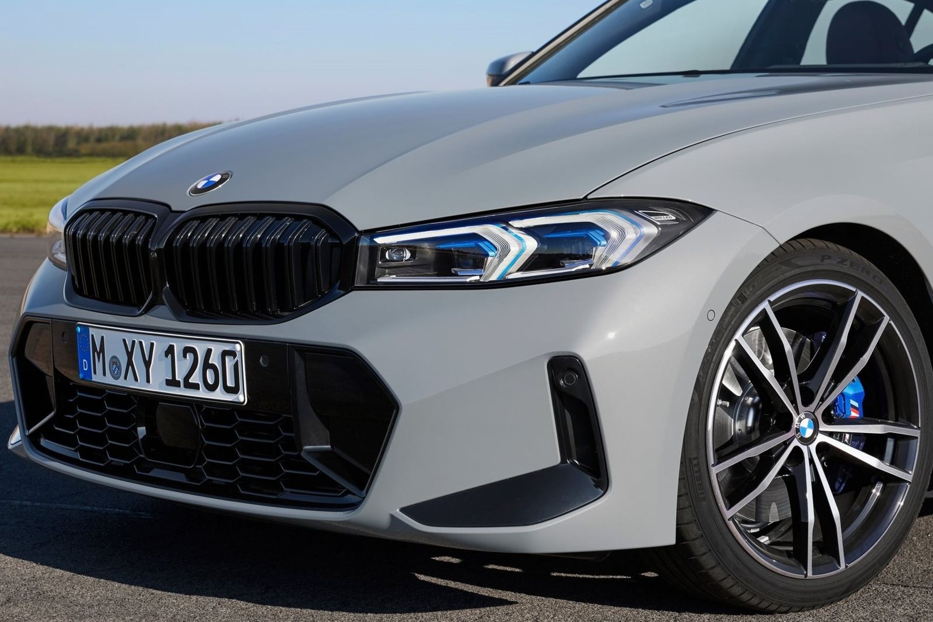 BMW-3-Series-2023-1600-23
