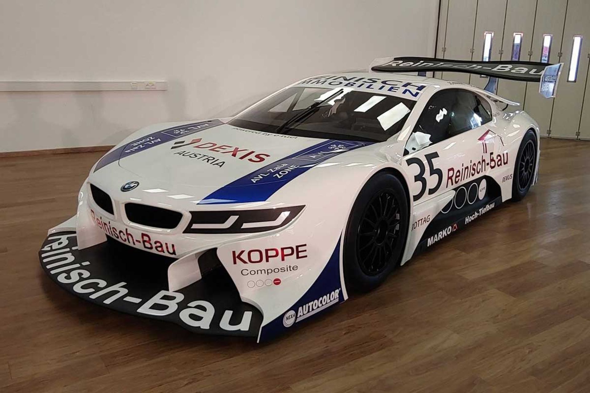 BMW-i8-2