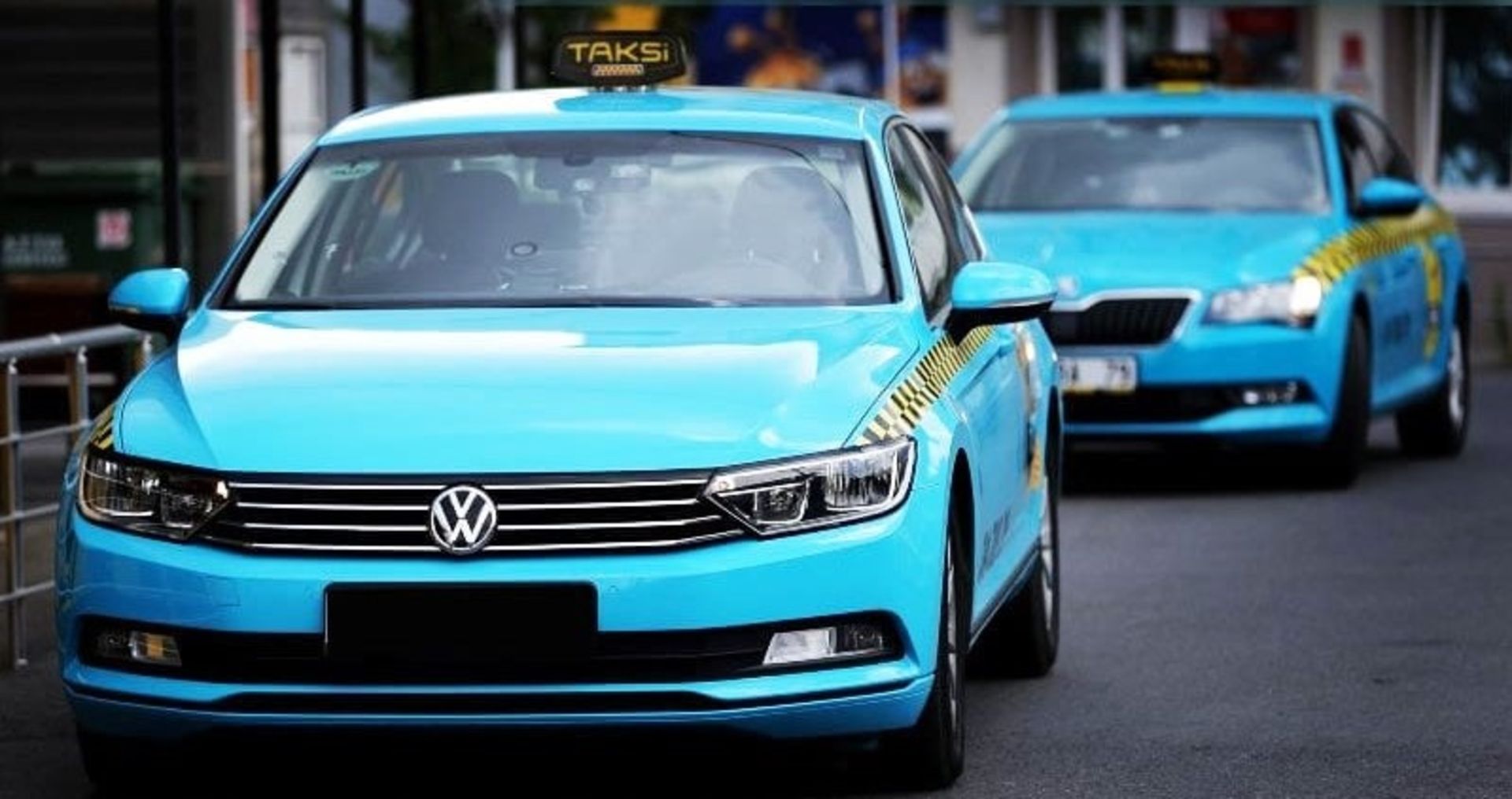 taxi-ev-color