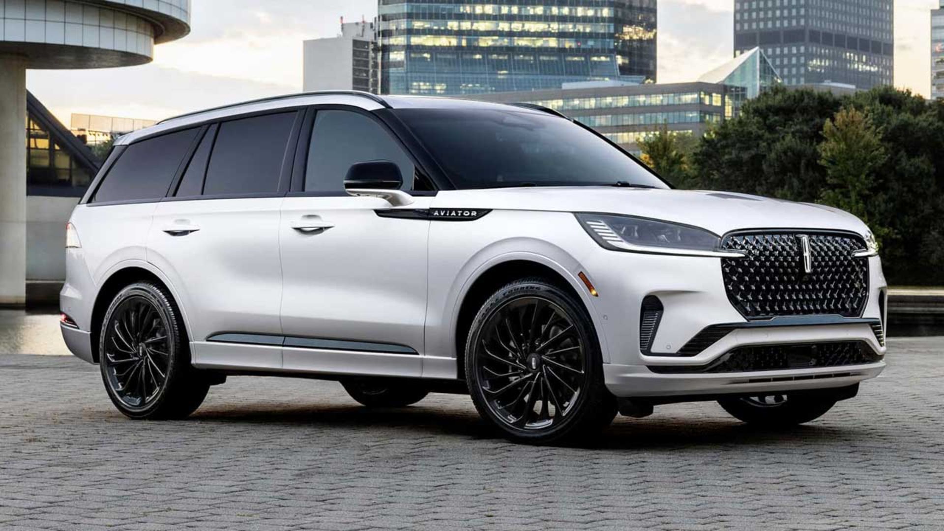 2025-lincoln-aviator-reserv