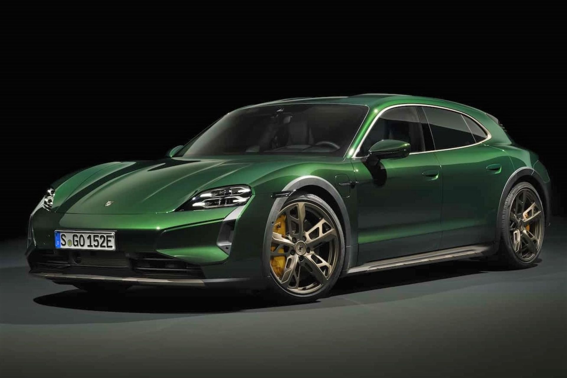 2025-porsche-taycan (3)