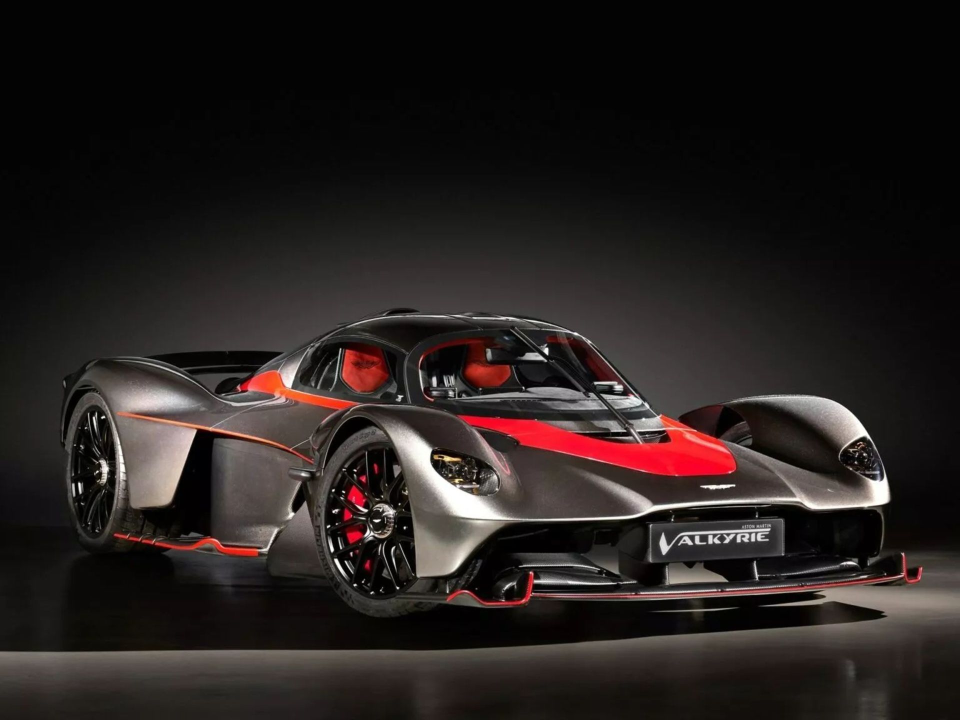 Aston-martin-Valkyrie-1536x1152